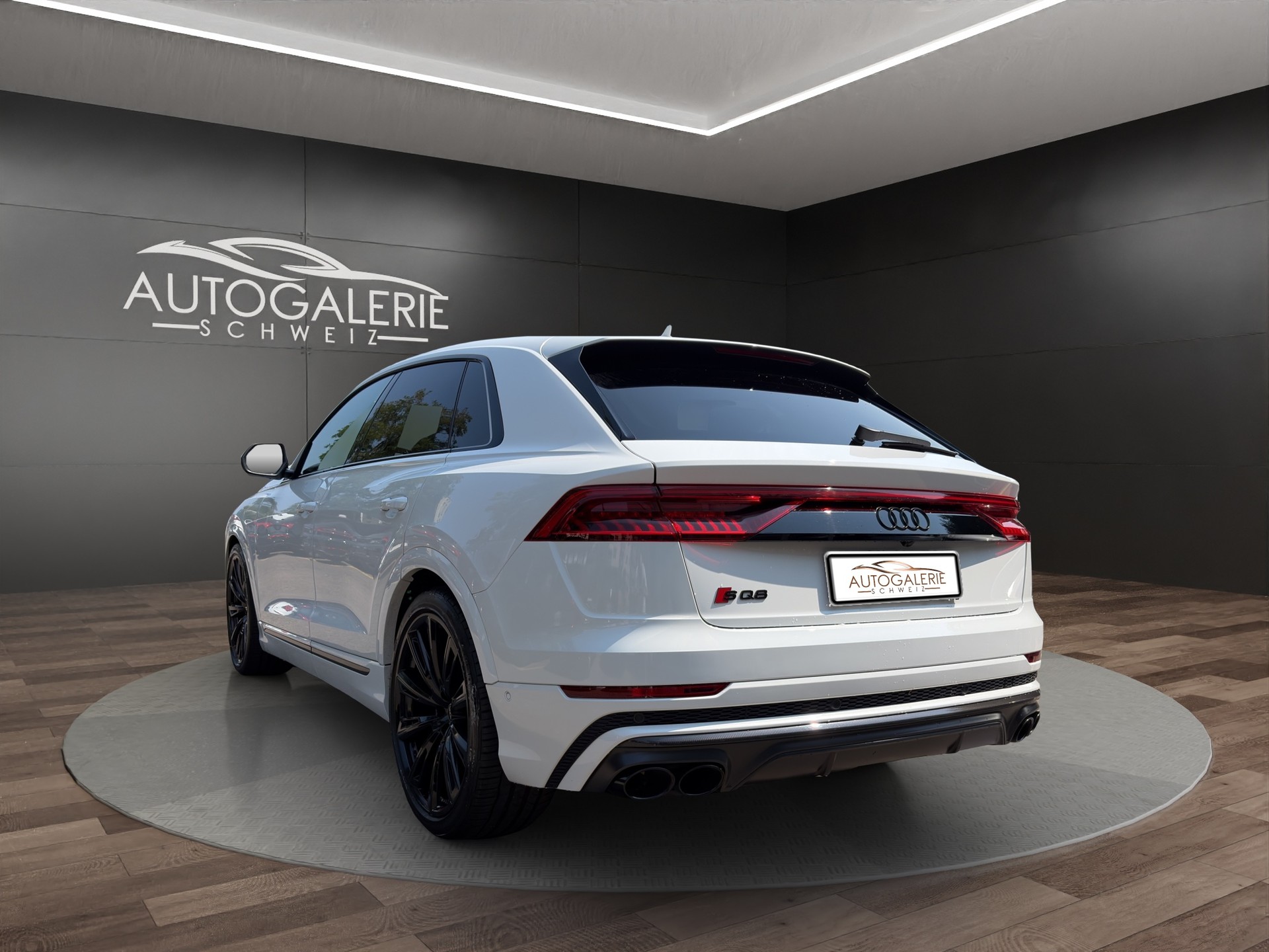 AUDI SQ8 TFSI quattro | CH Fzg. | NP: 199K | Carbon | Nachtsicht | Massage | B&O Advanced | AHK | Standheiz. | VOLL |-image-2