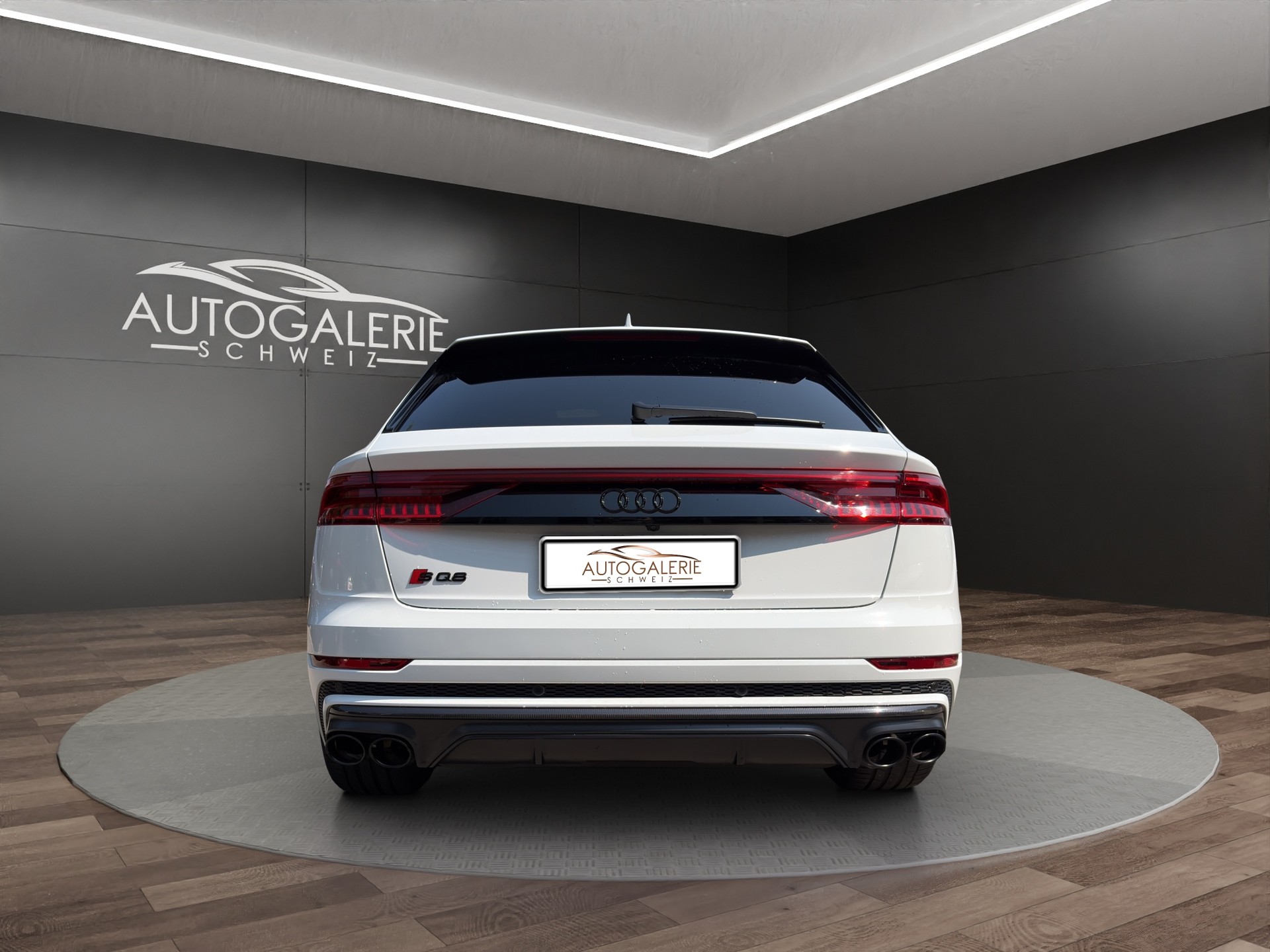AUDI SQ8 TFSI quattro | CH Fzg. | NP: 199K | Carbon | Nachtsicht | Massage | B&O Advanced | AHK | Standheiz. | VOLL |-image-3