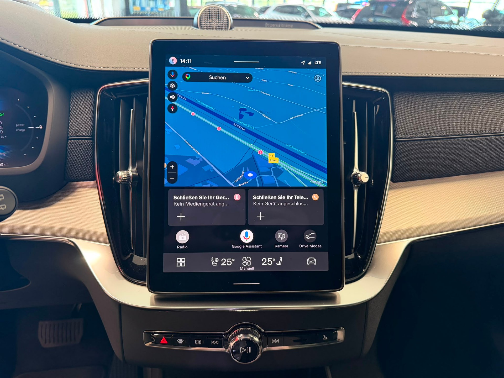 VOLVO XC90 T8 eAWD PluginHybrid Black Edition Geartronic-image-19