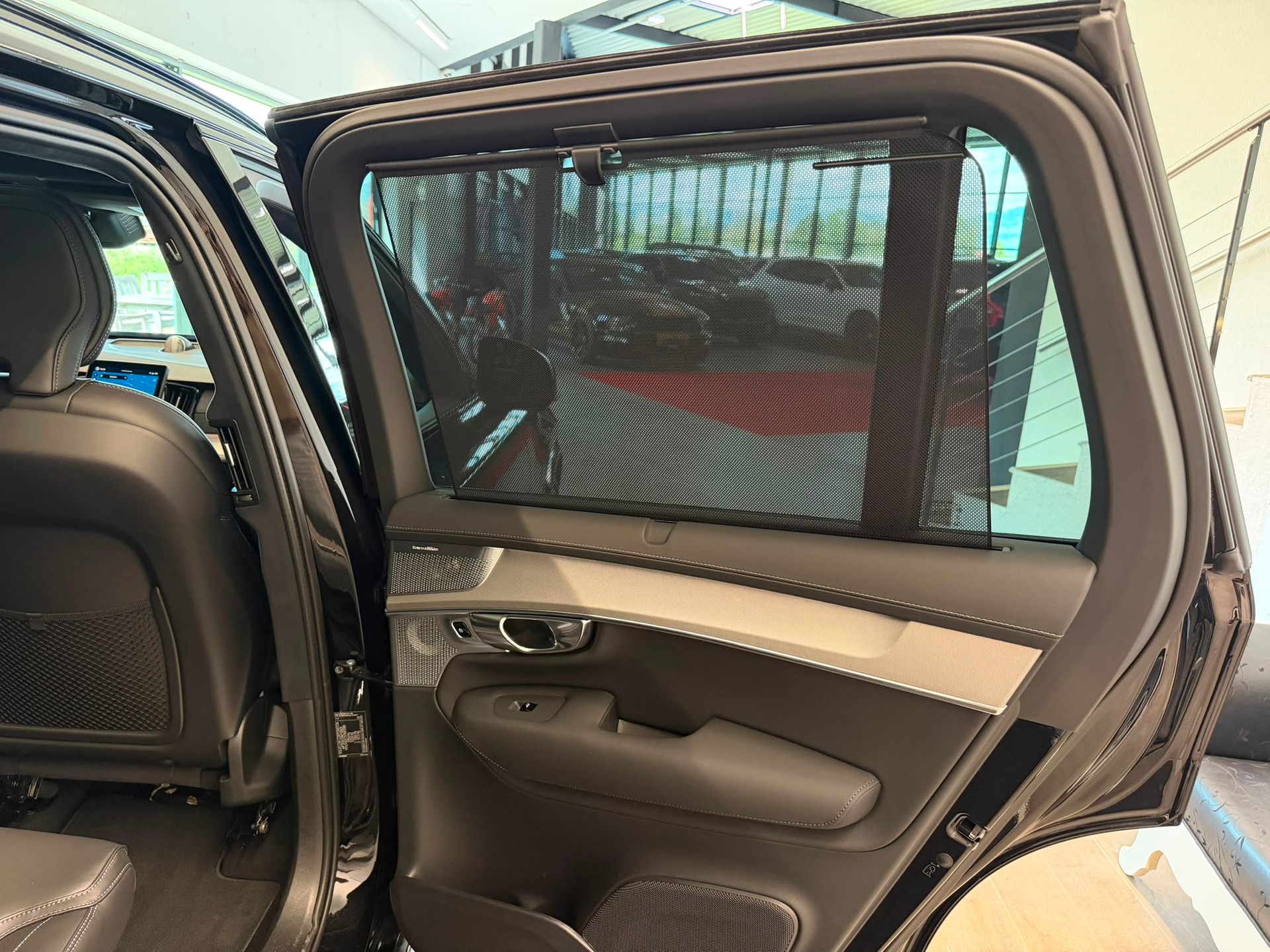 VOLVO XC90 T8 eAWD PluginHybrid Black Edition Geartronic-image-28