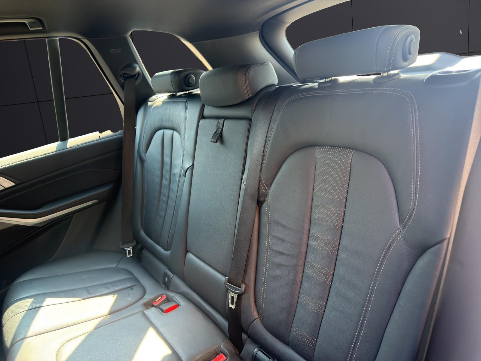 BMW X5 45e xDrive-image-13