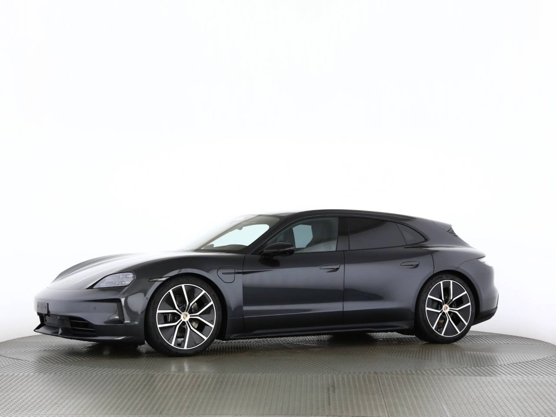 PORSCHE Taycan 4S Sport Turismo Black Edition-image-11