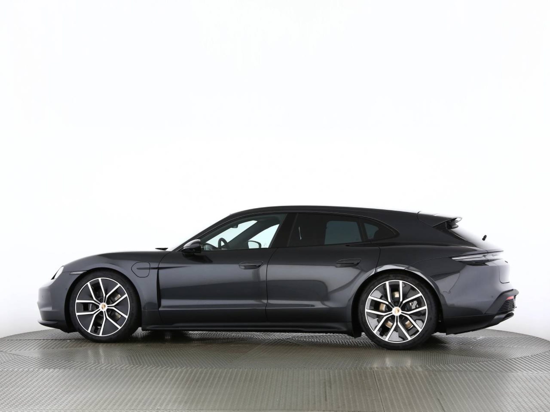 PORSCHE Taycan 4S Sport Turismo Black Edition-image-9