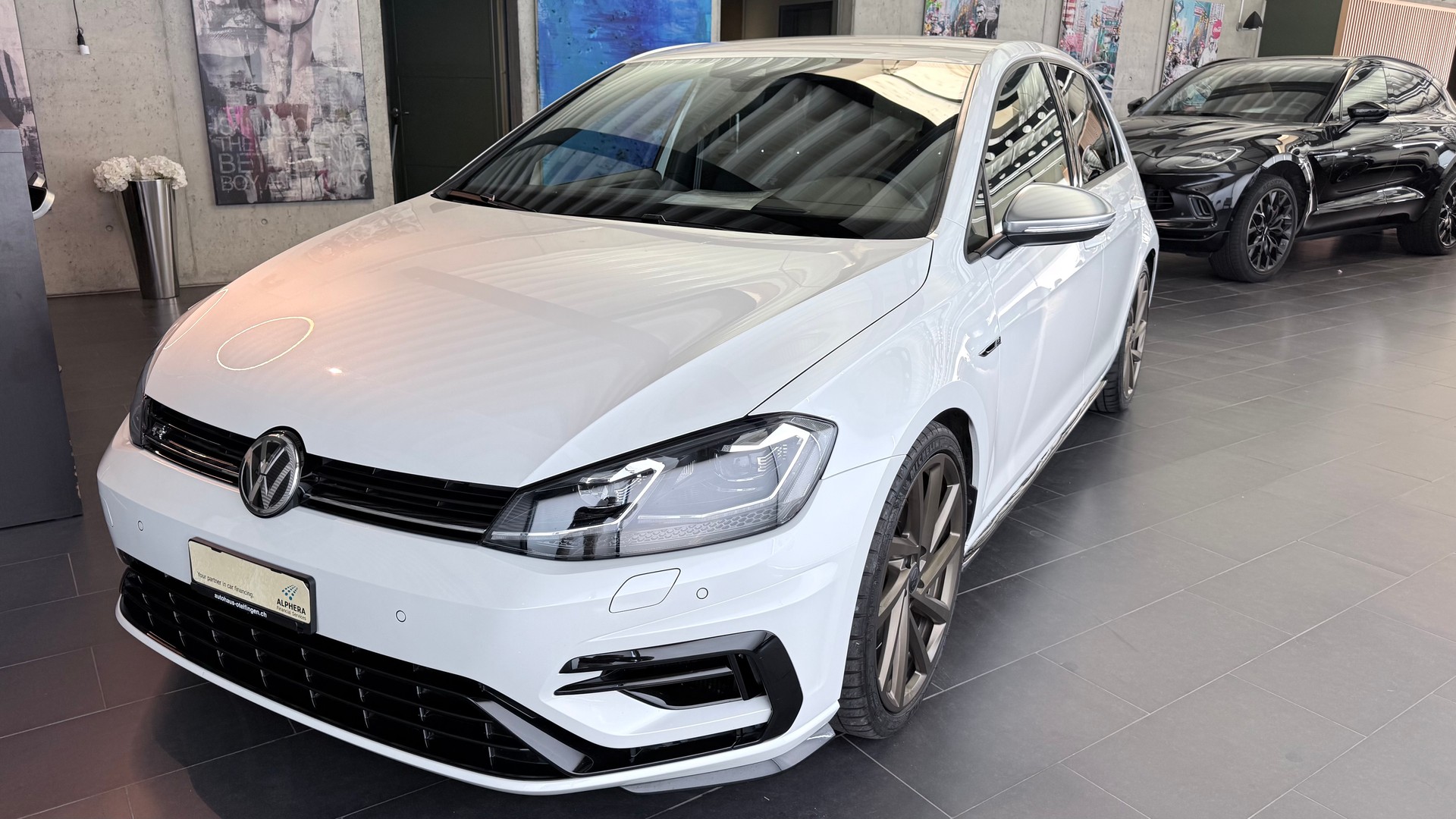 VW Golf VII 2.0 TSI R 310 DSG 4motion-image-7