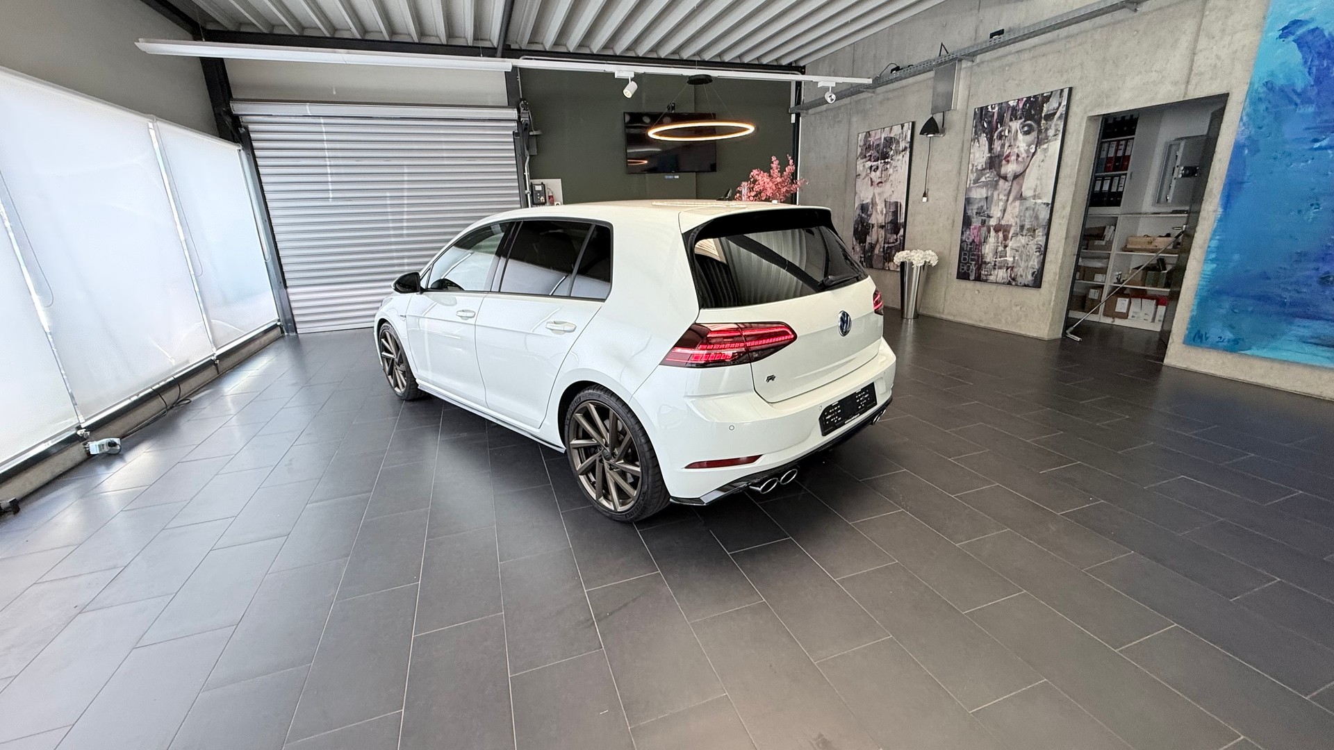 VW Golf VII 2.0 TSI R 310 DSG 4motion-image-17
