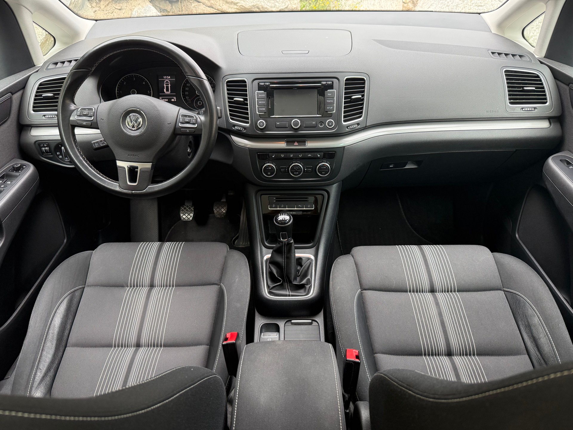 VW Sharan 2.0 TDI BMT Highline 4Motion-image-9