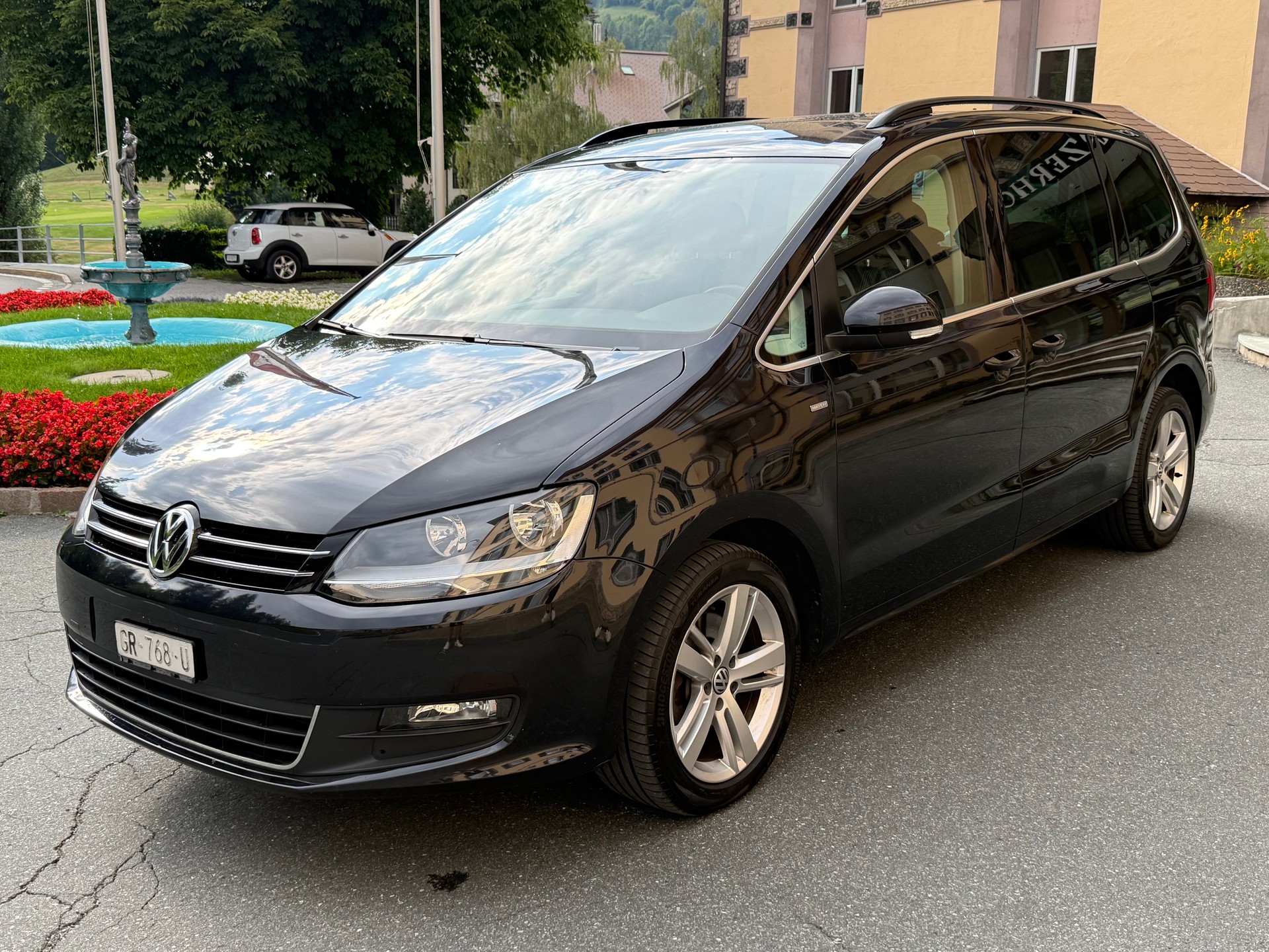 VW Sharan 2.0 TDI BMT Highline 4Motion-image-0