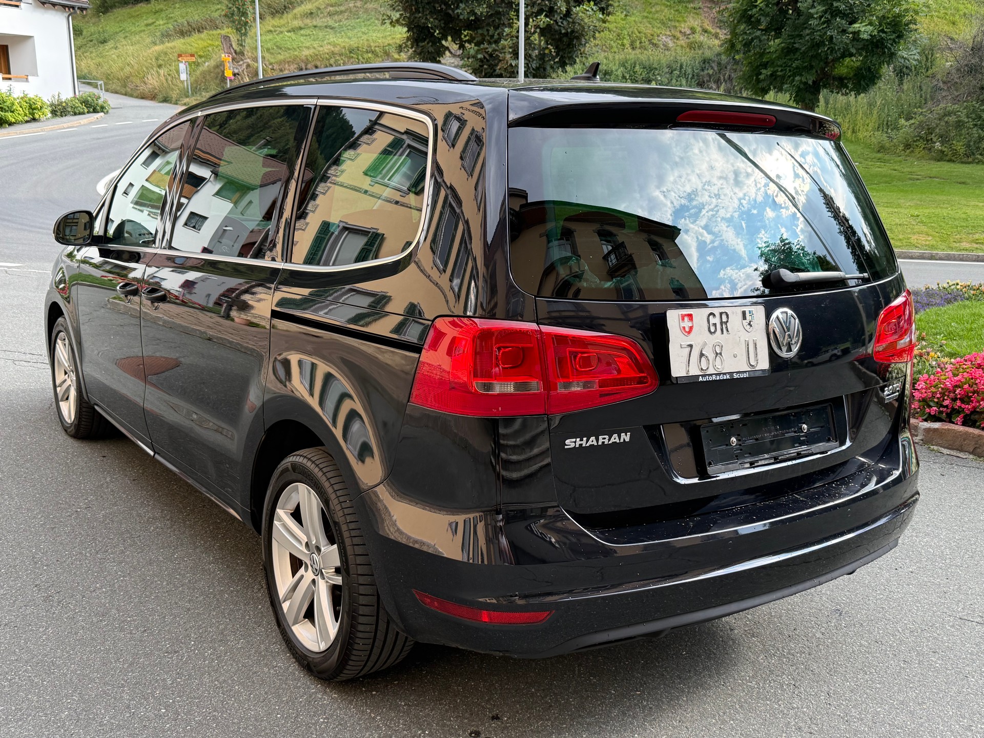 VW Sharan 2.0 TDI BMT Highline 4Motion-image-5