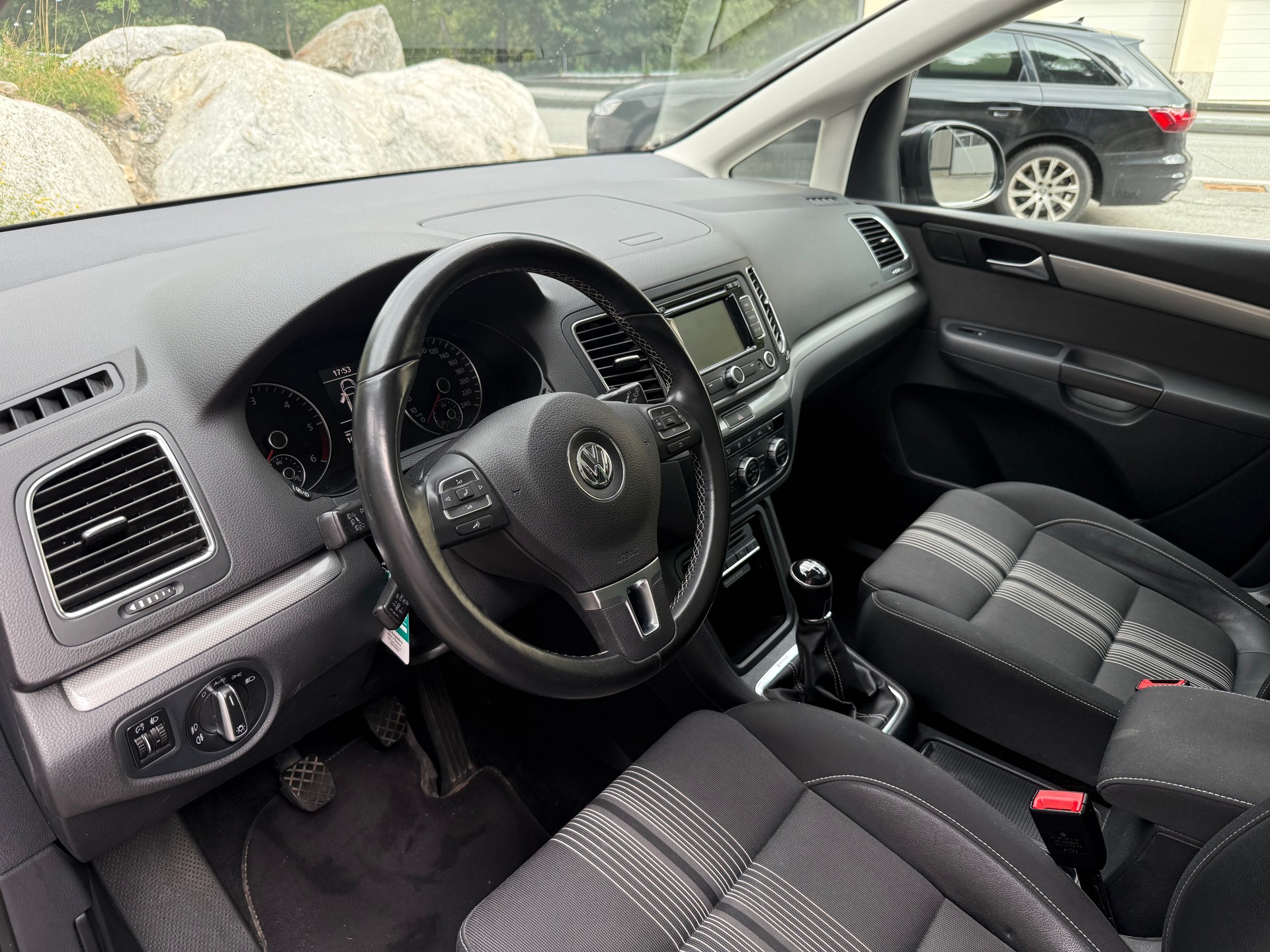 VW Sharan 2.0 TDI BMT Highline 4Motion-image-8