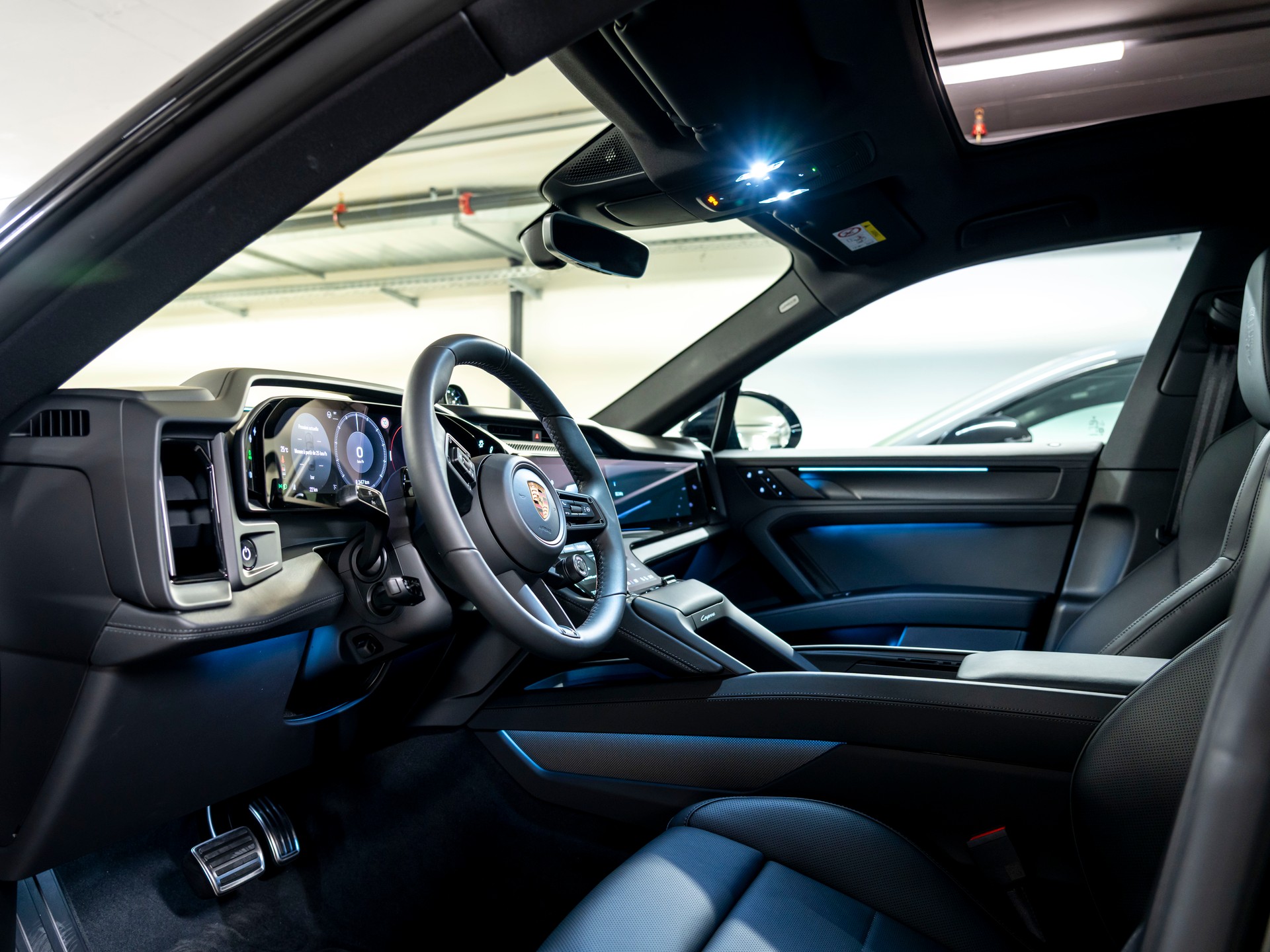 PORSCHE Cayenne S Electric 113 kWh-image-9