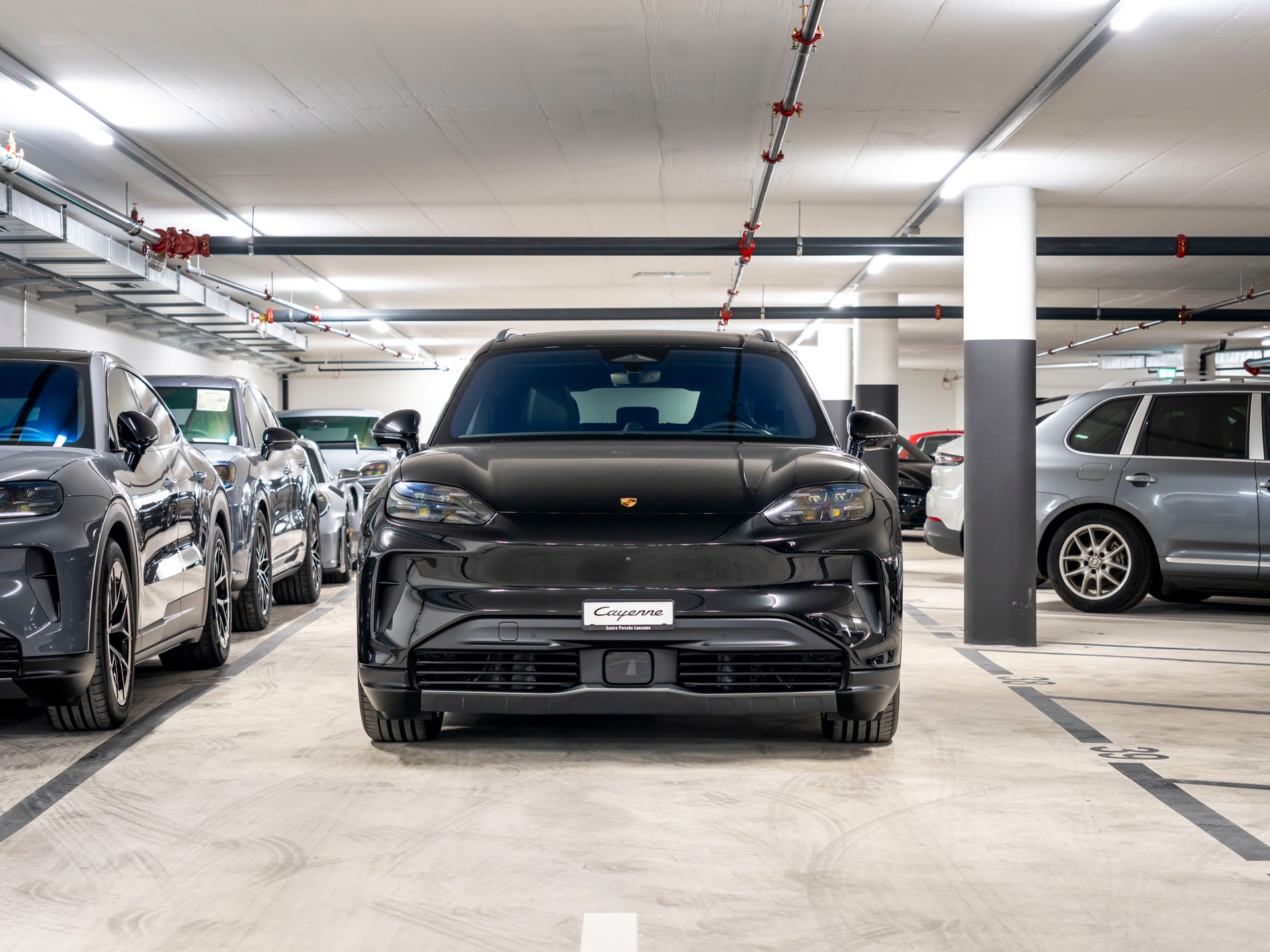 PORSCHE Cayenne S Electric 113 kWh-image-3