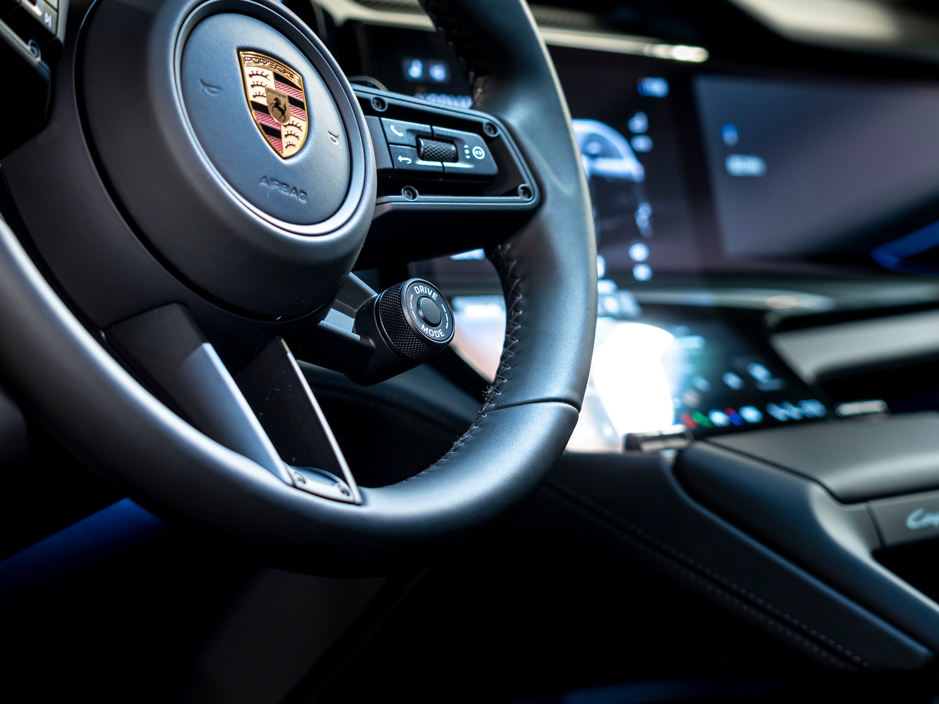 PORSCHE Cayenne S Electric 113 kWh-image-22