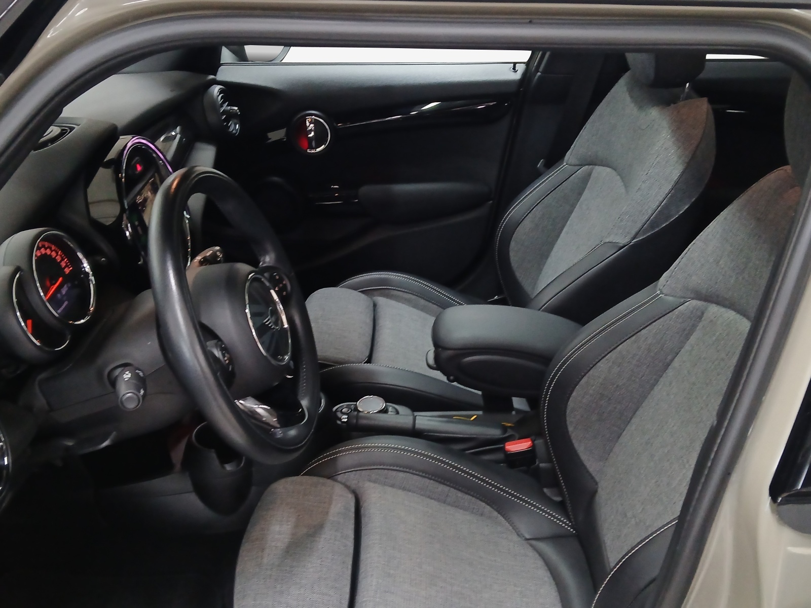MINI Cooper S Steptronic DKG-image-7
