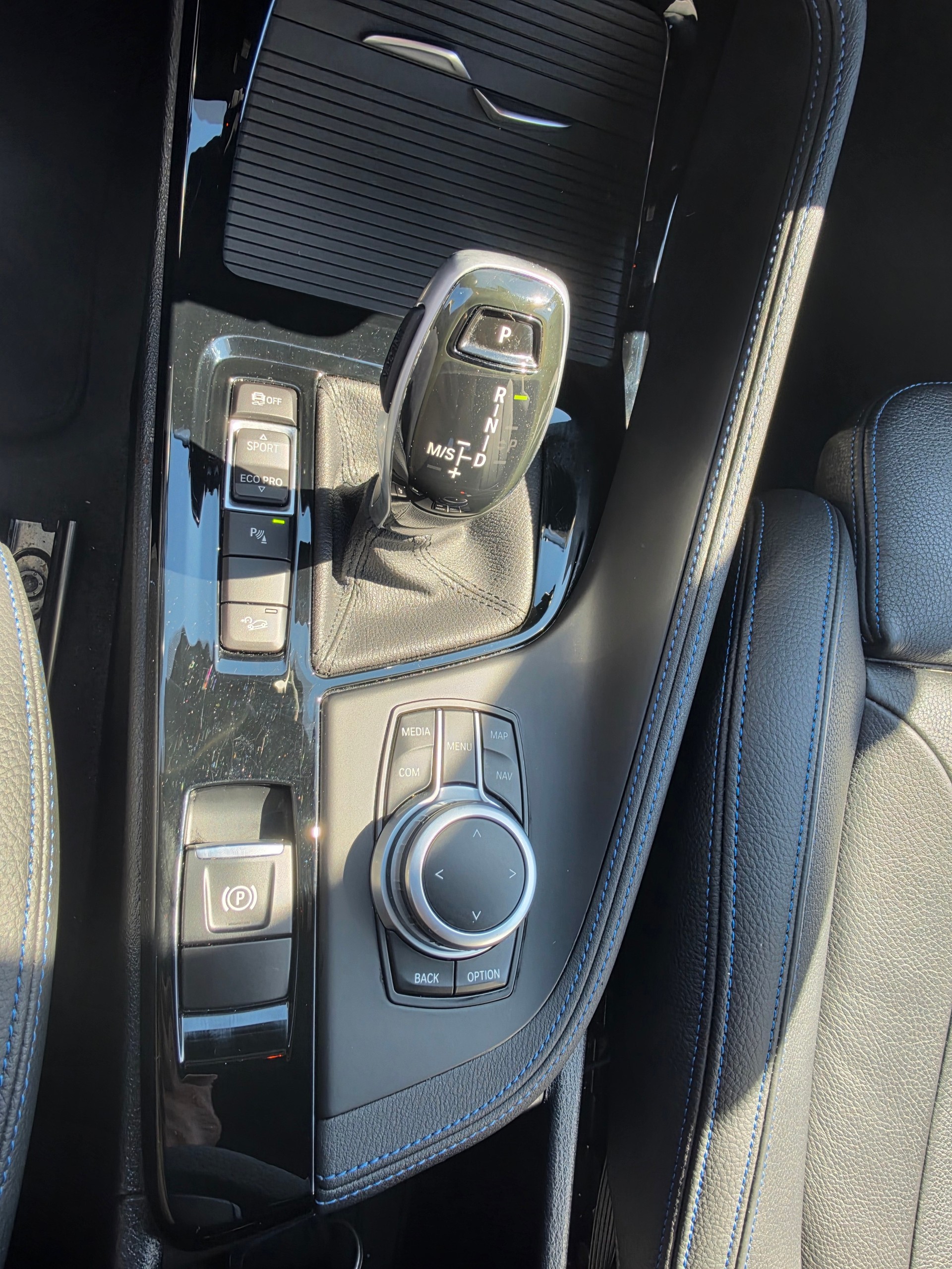 BMW X1 xDrive 20d M Sport Steptronic-image-12