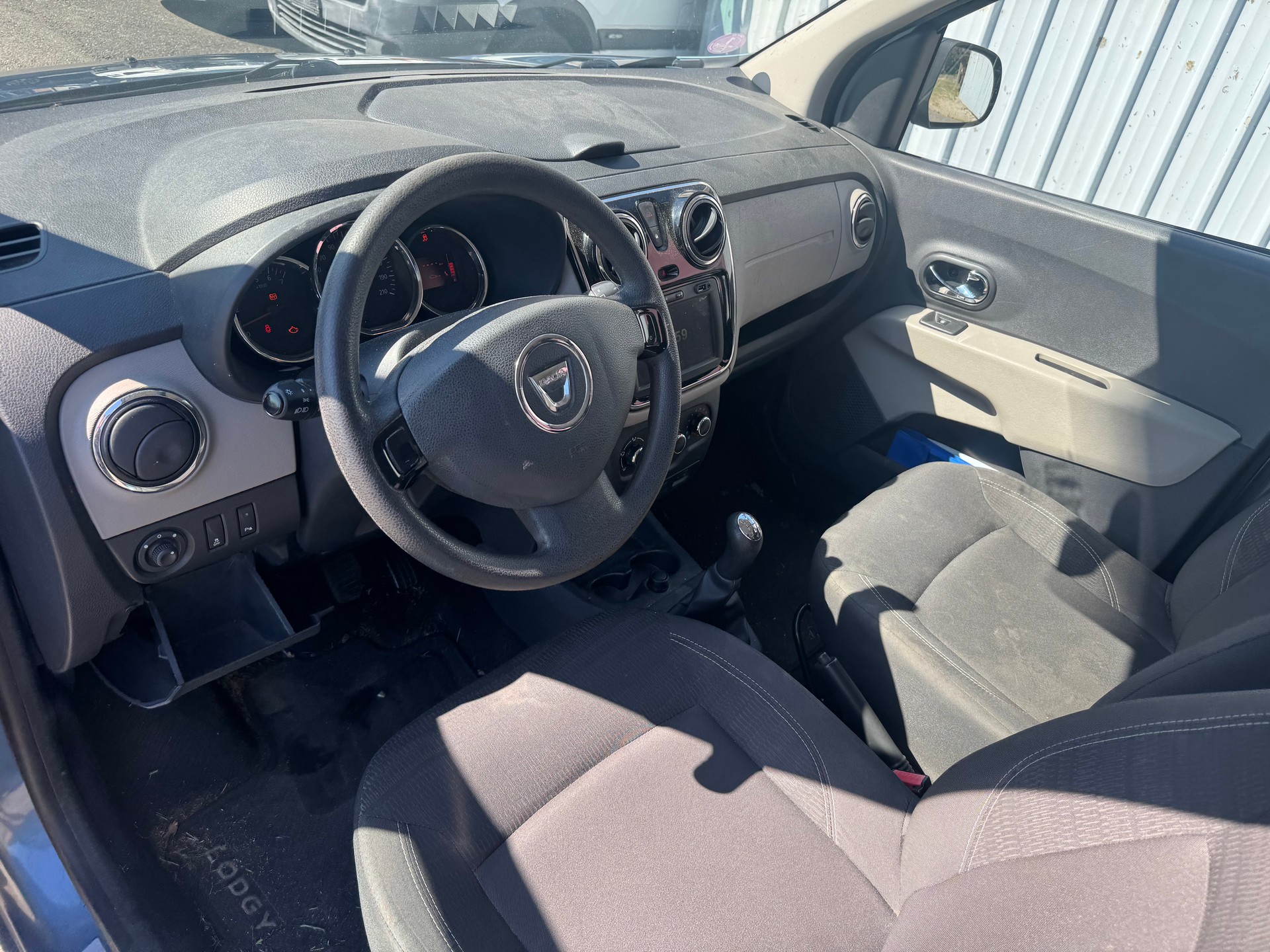 DACIA Lodgy 1.2 Turbo Ambiance 5PL-image-7