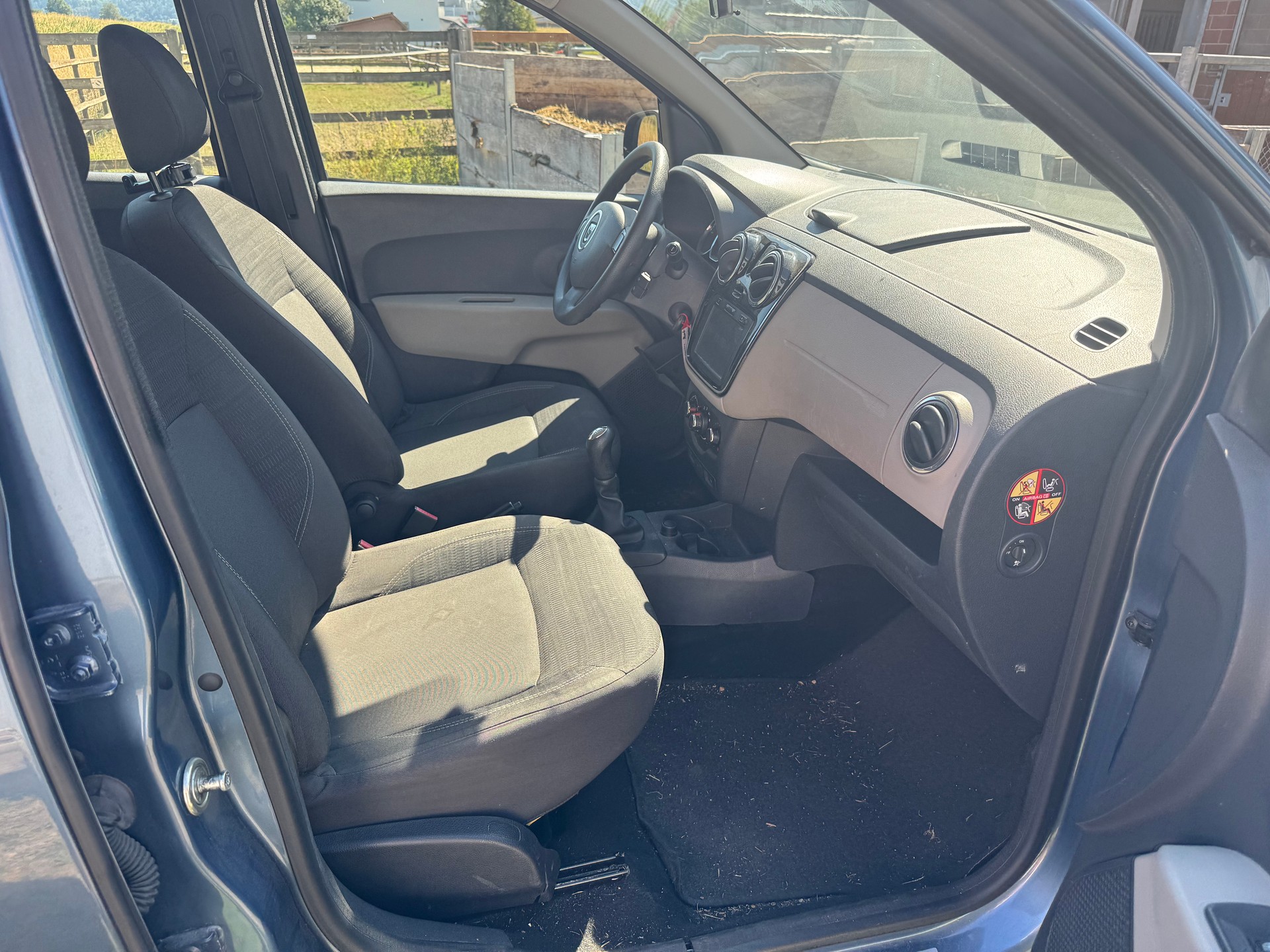 DACIA Lodgy 1.2 Turbo Ambiance 5PL-image-11