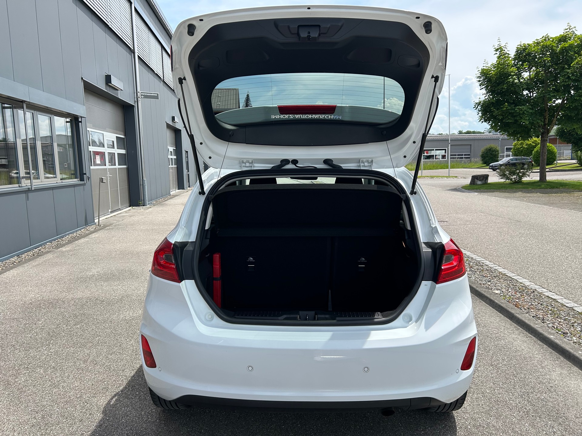 FORD 1.0 EcoB 125 Titanium-image-5
