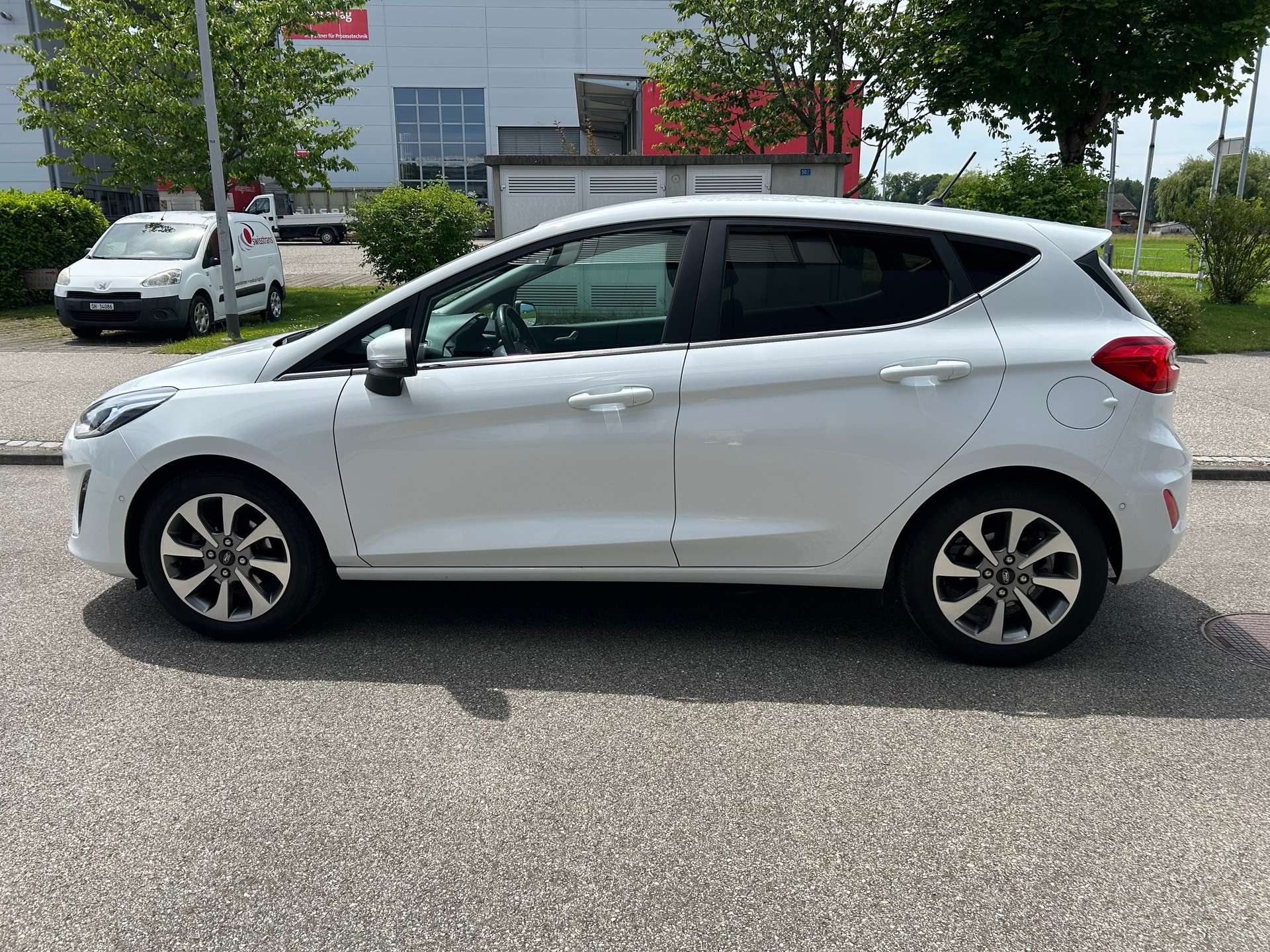 FORD 1.0 EcoB 125 Titanium-image-4