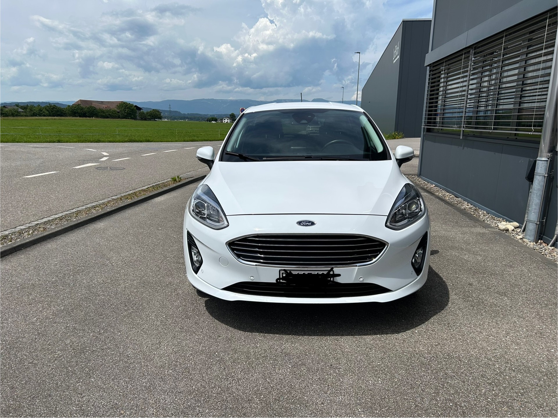 FORD 1.0 EcoB 125 Titanium-image-1