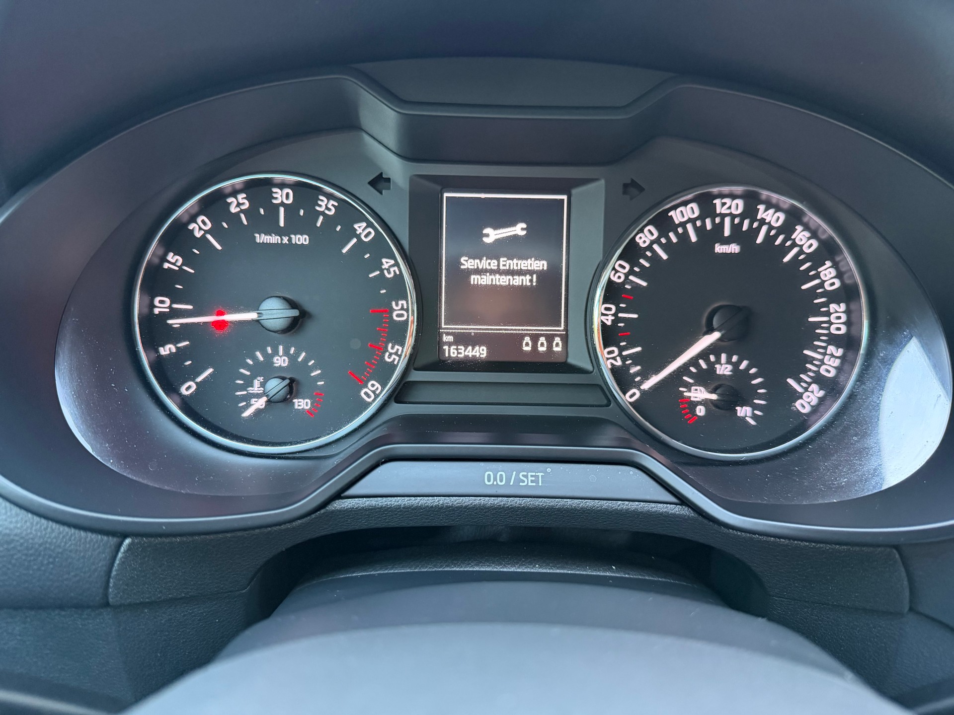 SKODA Octavia Combi 2.0 TDI Fresh 4x4-image-6