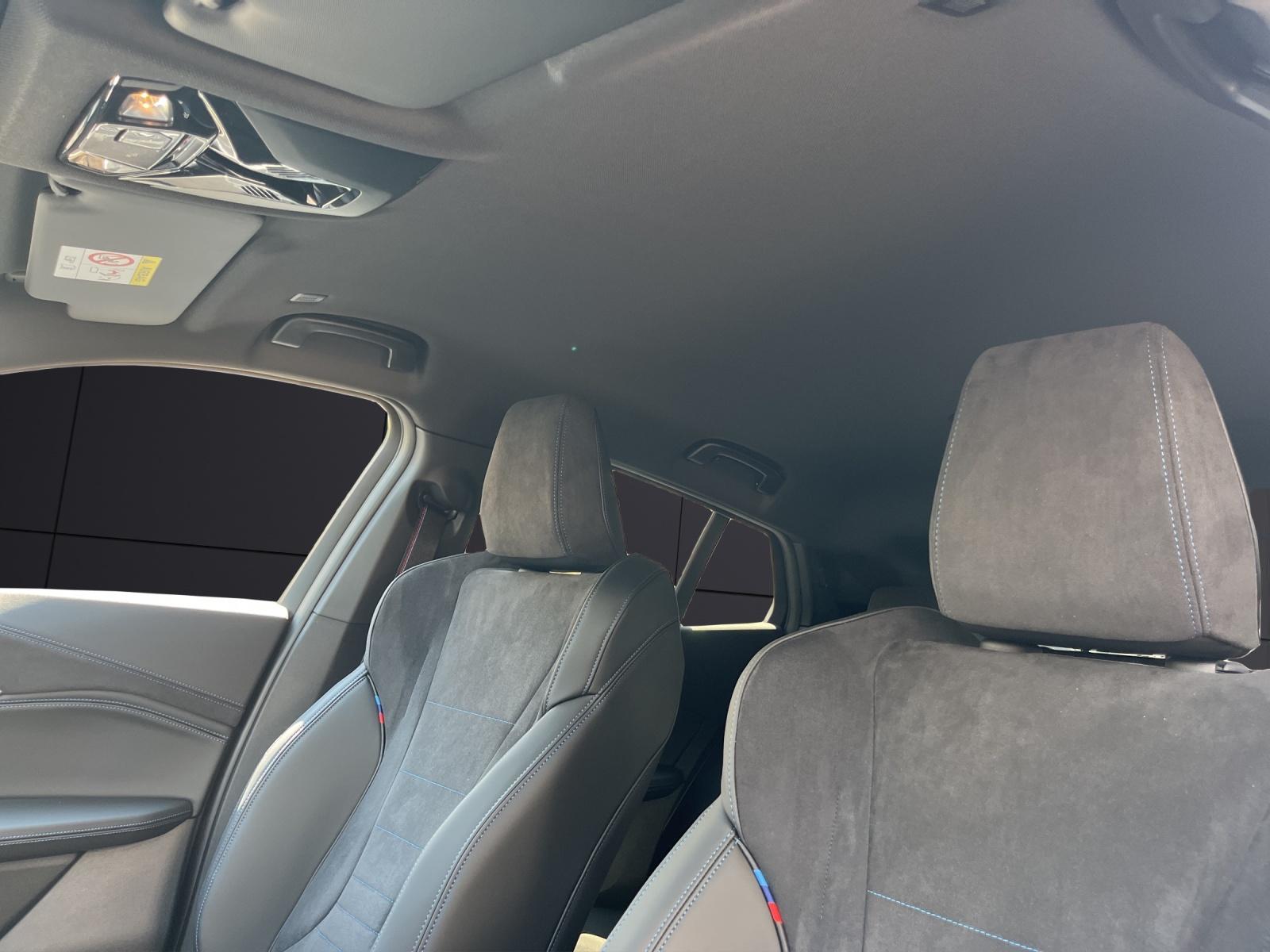 BMW iX2 30 xDrive-image-20