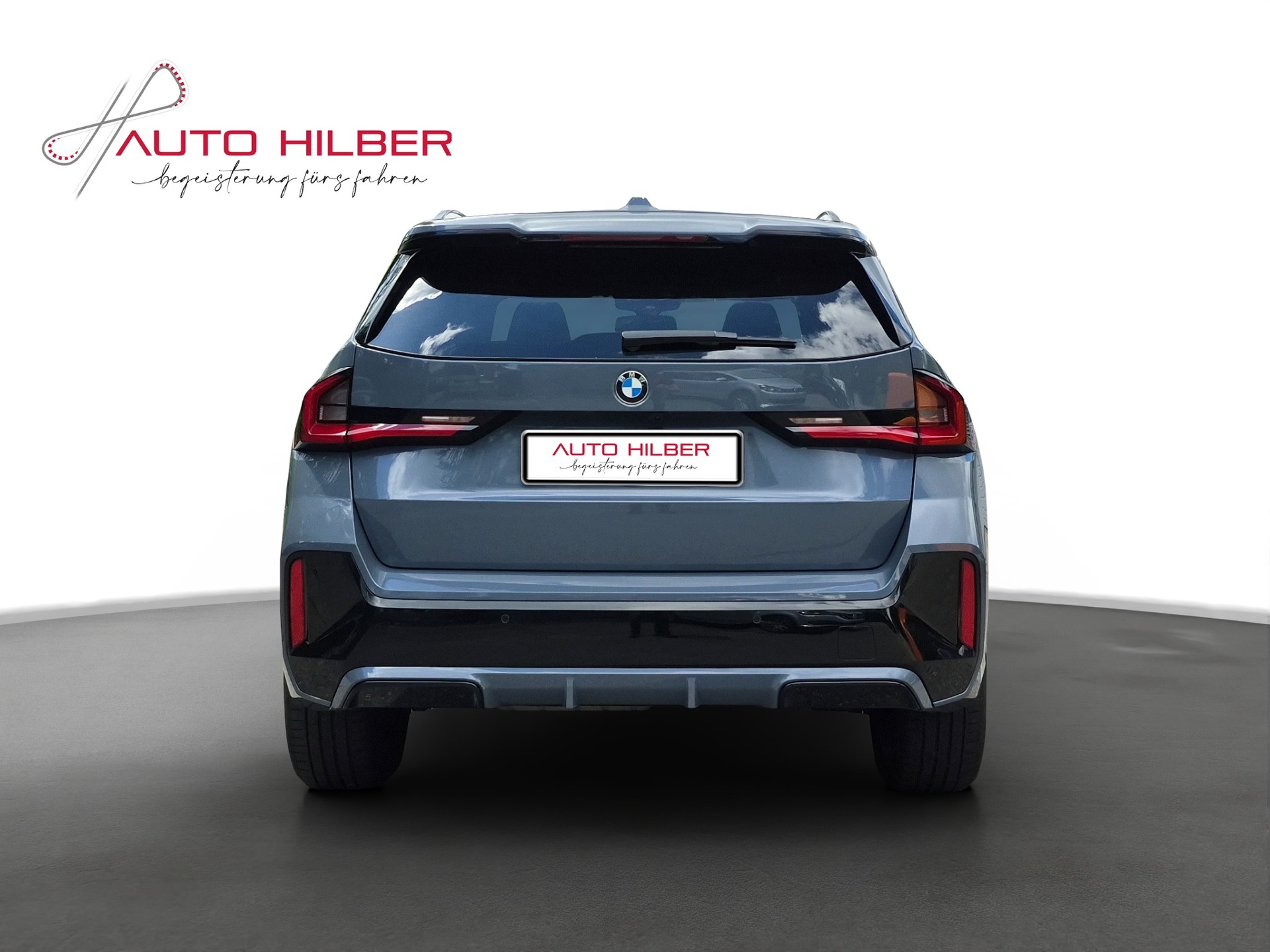 BMW X1 xDrive 23d 48V M Sport *MEGA AUSTATTUNG/HarmanKardon/360°Cam/Panodach*-image-5
