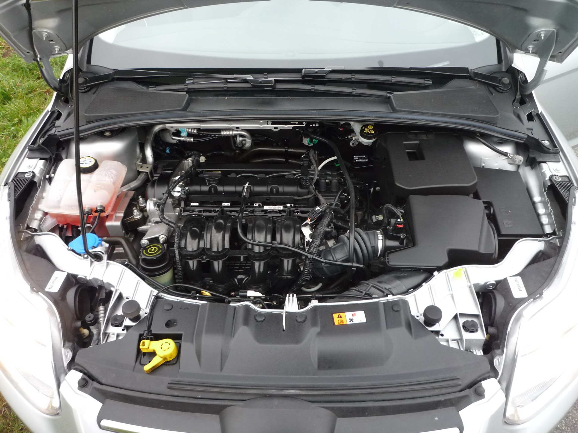 FORD 1.6i-image-5
