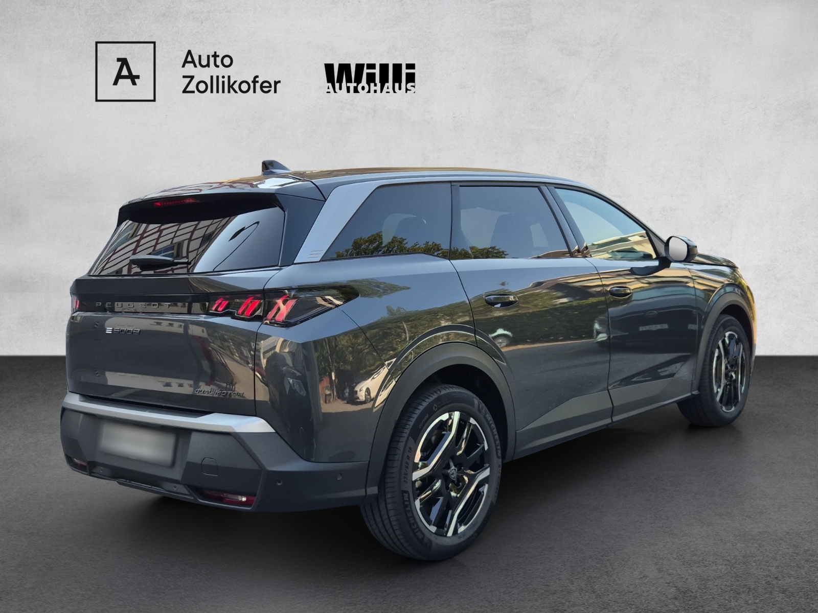 PEUGEOT 5008 e-Allure Premium AWD 73kWh-image-6