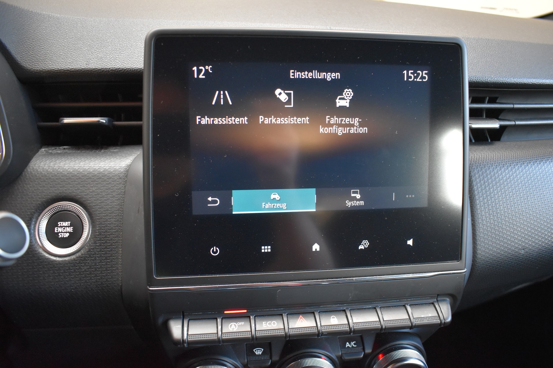 RENAULT RENAULT Clio 1.0 TCe 100 Intens - FaceLift Modell 2020 - 101PS-image-8