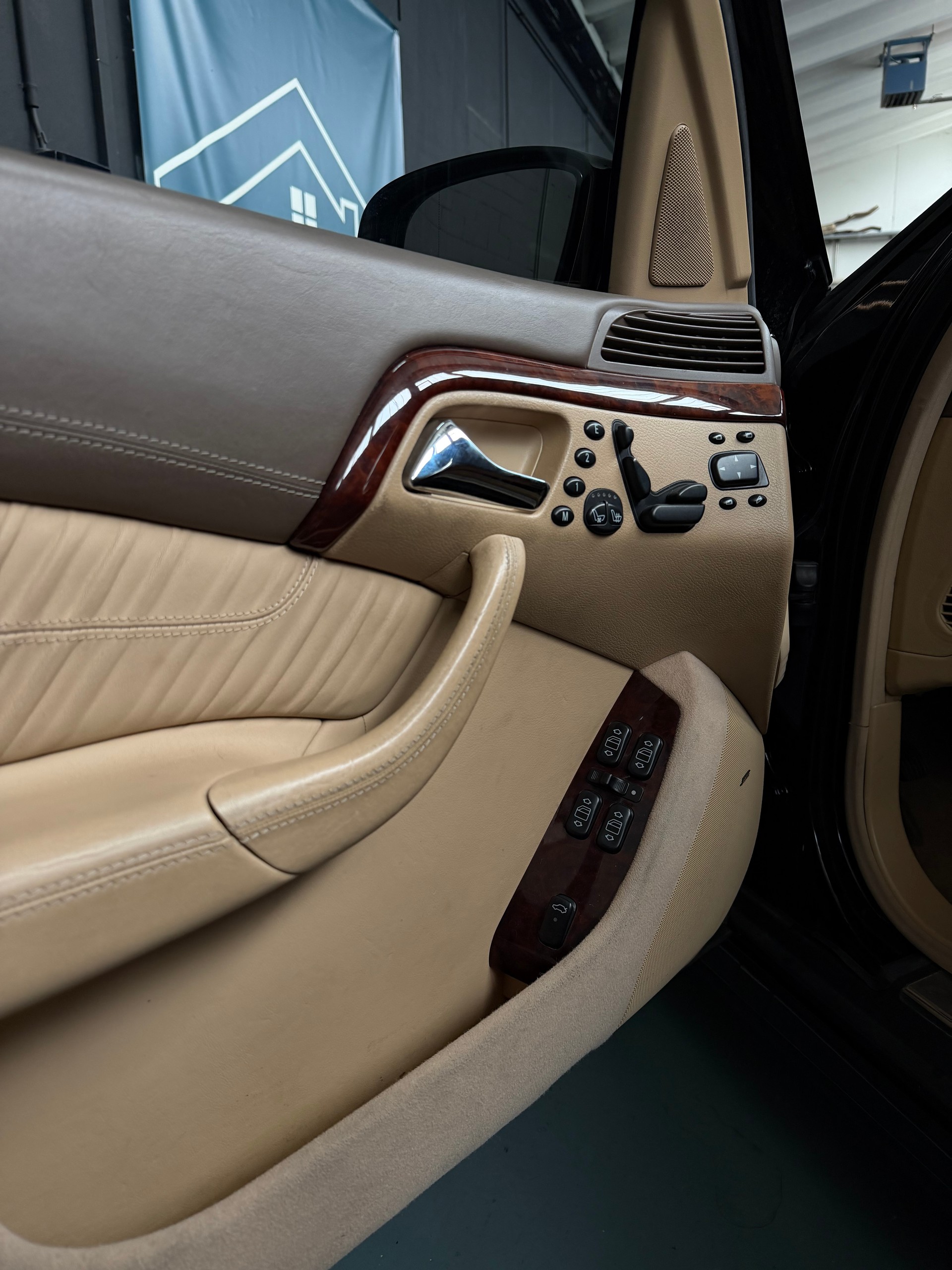 MERCEDES-BENZ S 500 L-image-5