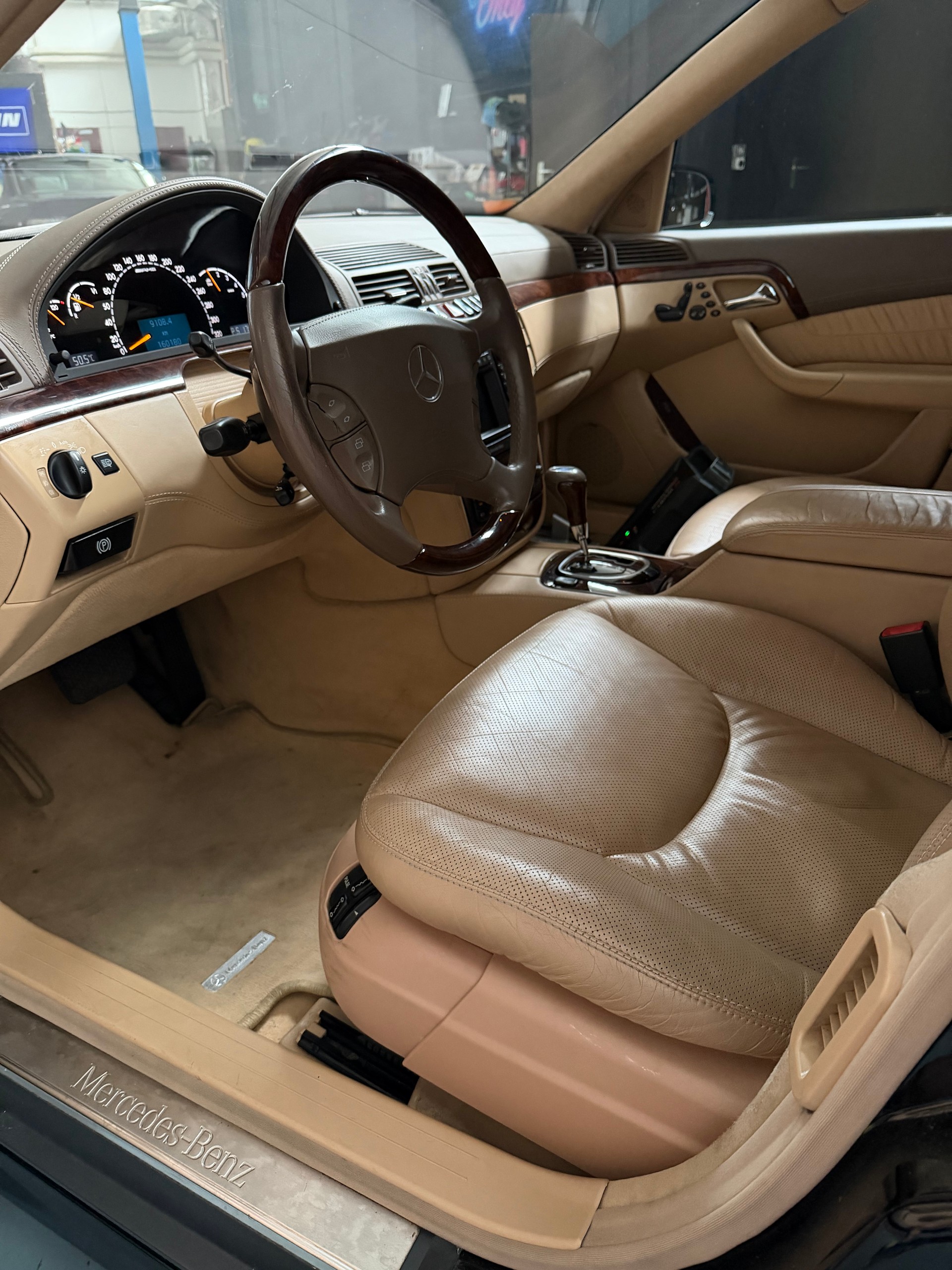 MERCEDES-BENZ S 500 L-image-3