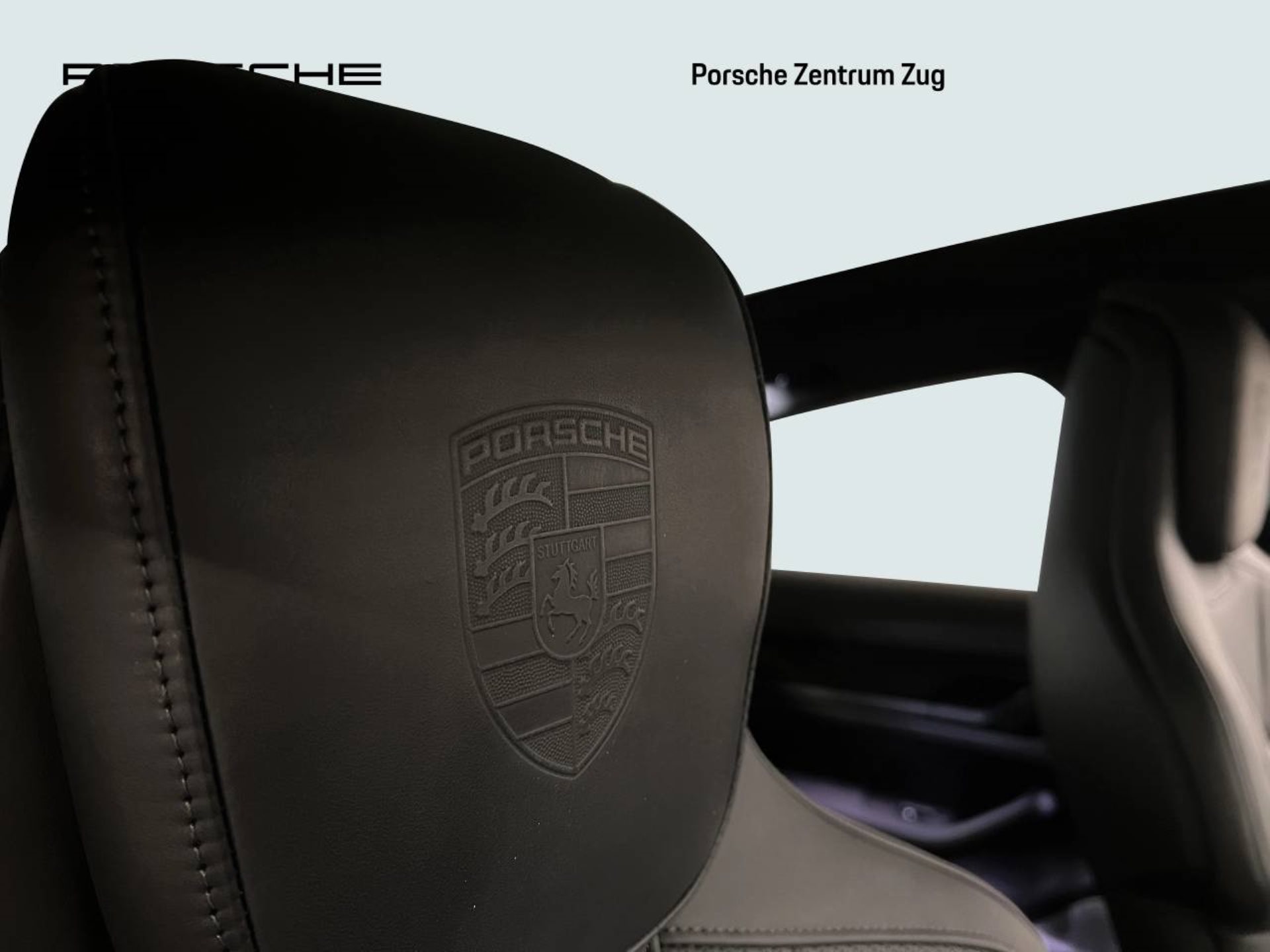 PORSCHE Taycan Turbo S-image-21