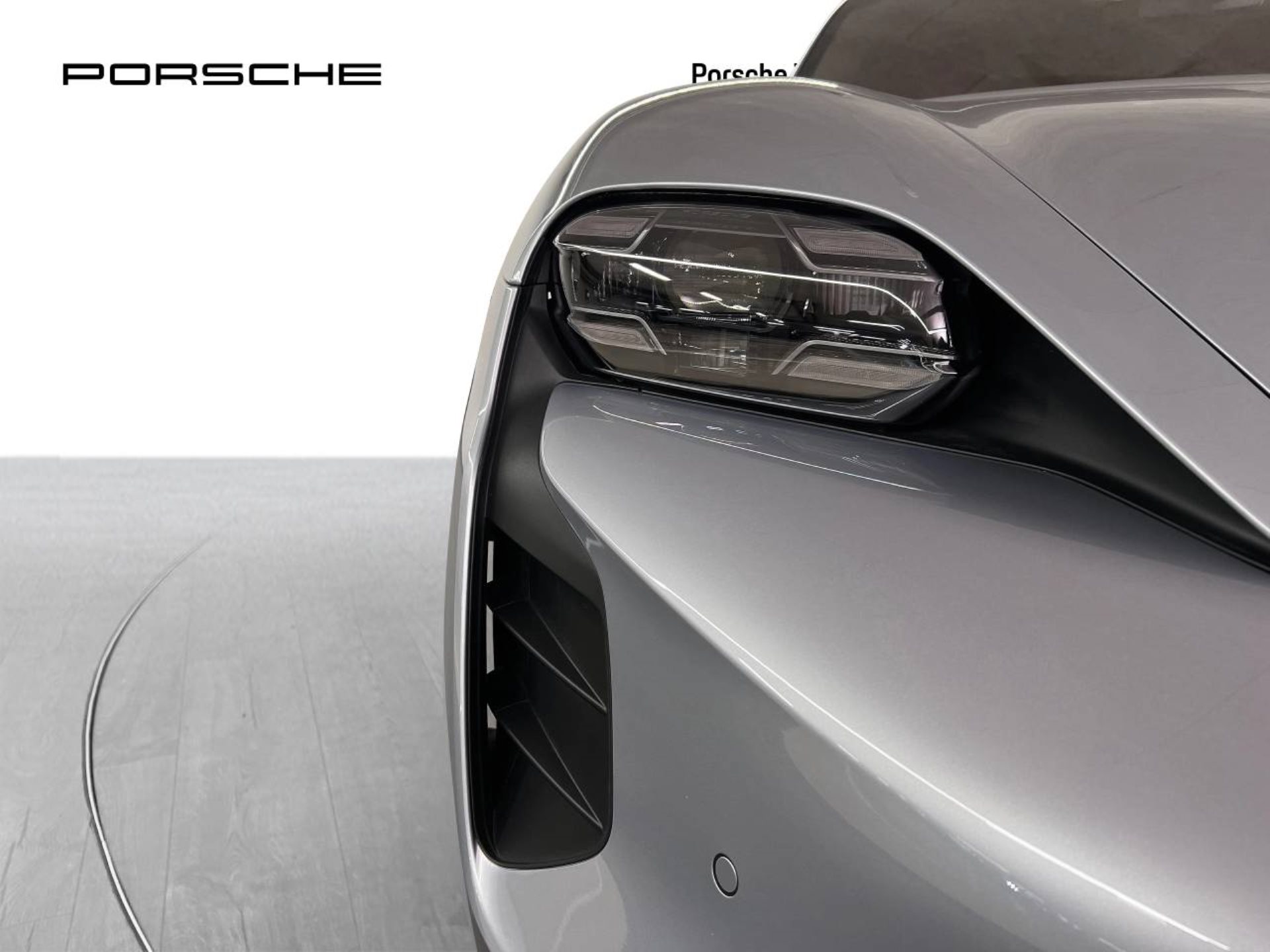 PORSCHE Taycan Turbo S-image-11