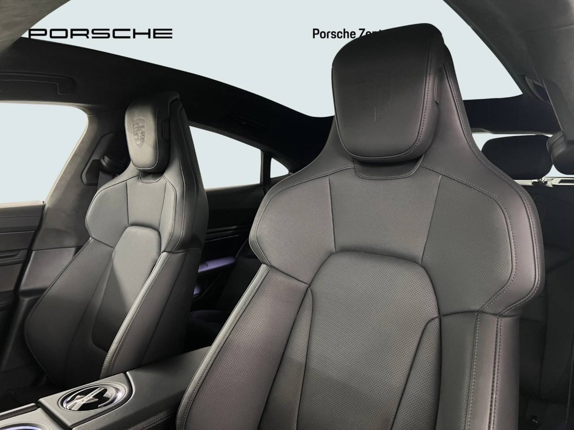 PORSCHE Taycan Turbo S-image-4