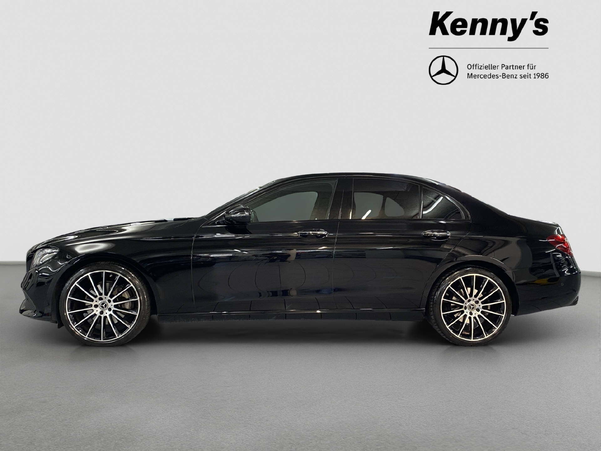 MERCEDES-BENZ E 200 Avantgarde 4MATIC-image-2