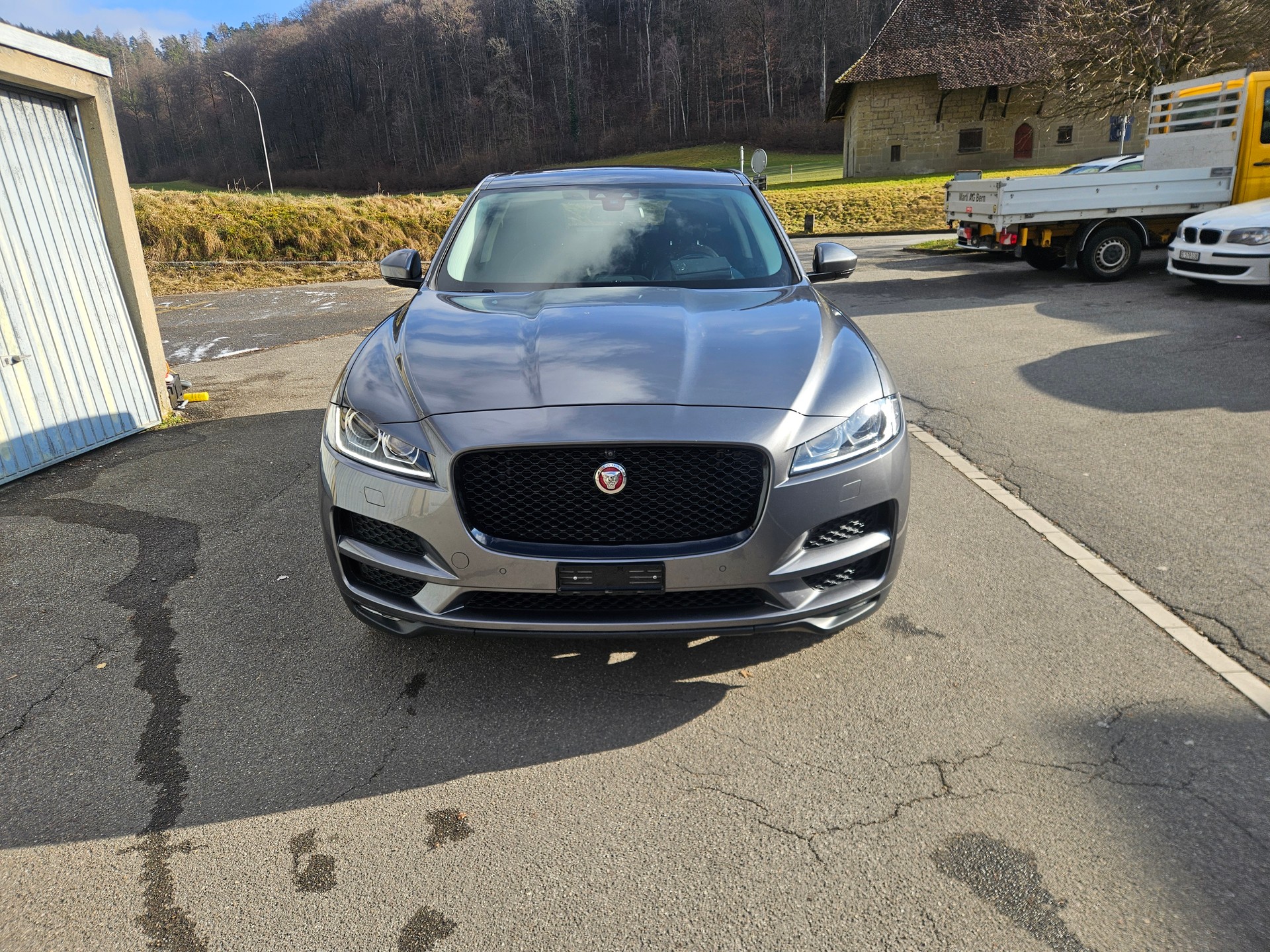 JAGUAR F-PACE-image-1