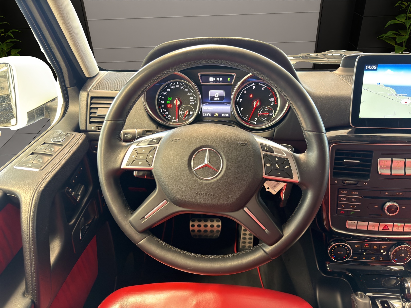 MERCEDES-BENZ G 500 7G-Tronic-image-13