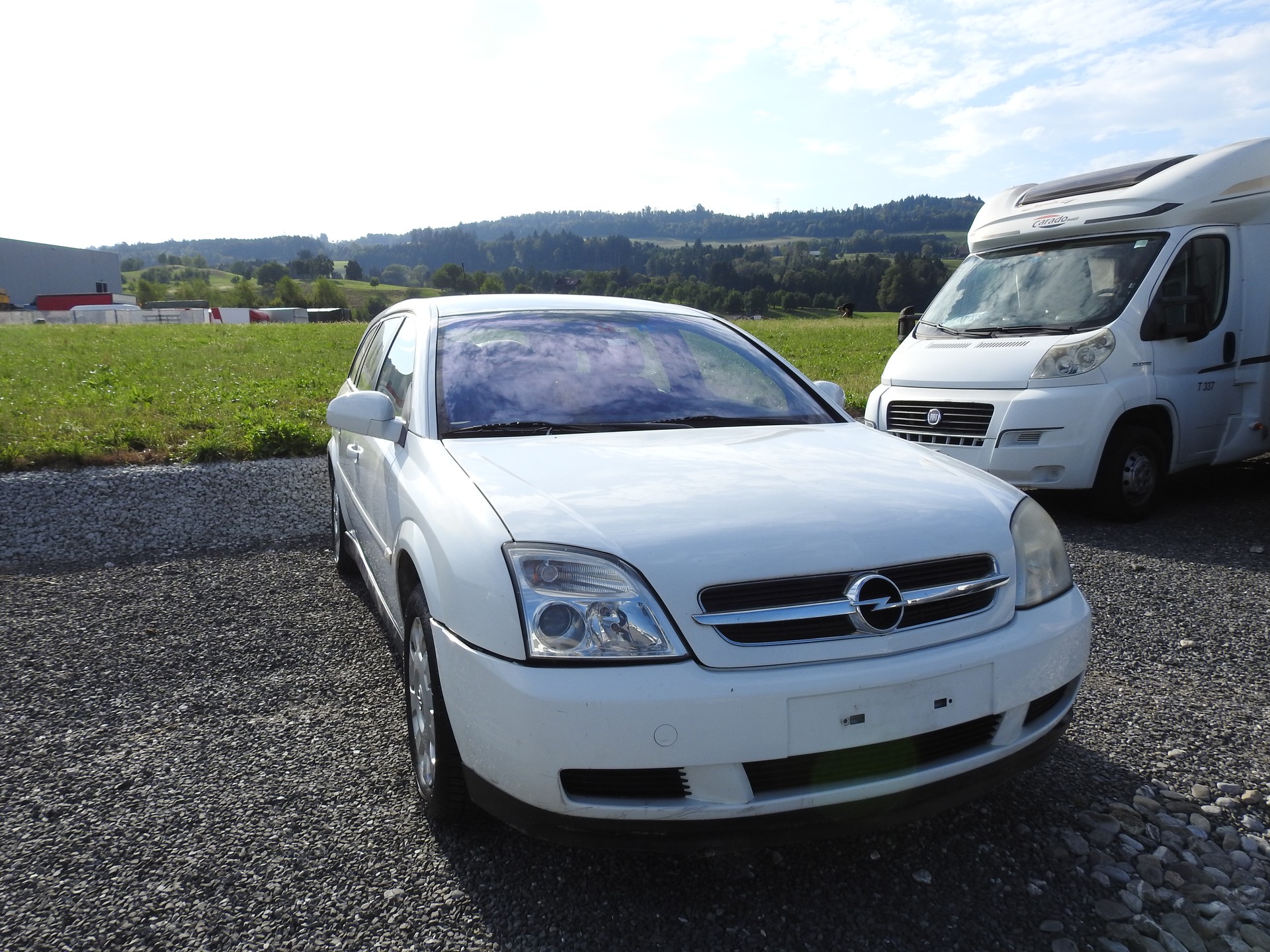 OPEL Vectra Caravan 2.2 Essentia-image-8