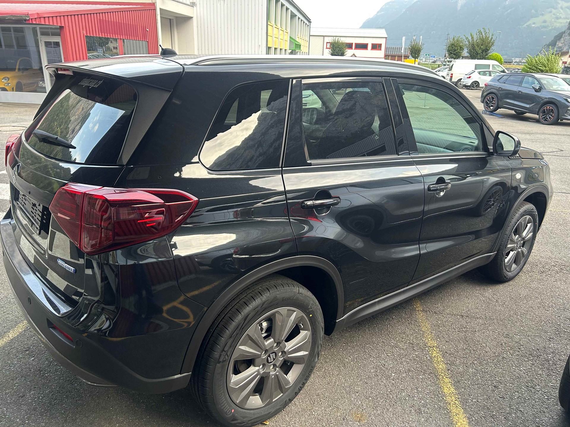 SUZUKI Vitara 1.4 Boosterjet Compact + 4x4 Hybrid Automatic-image-4