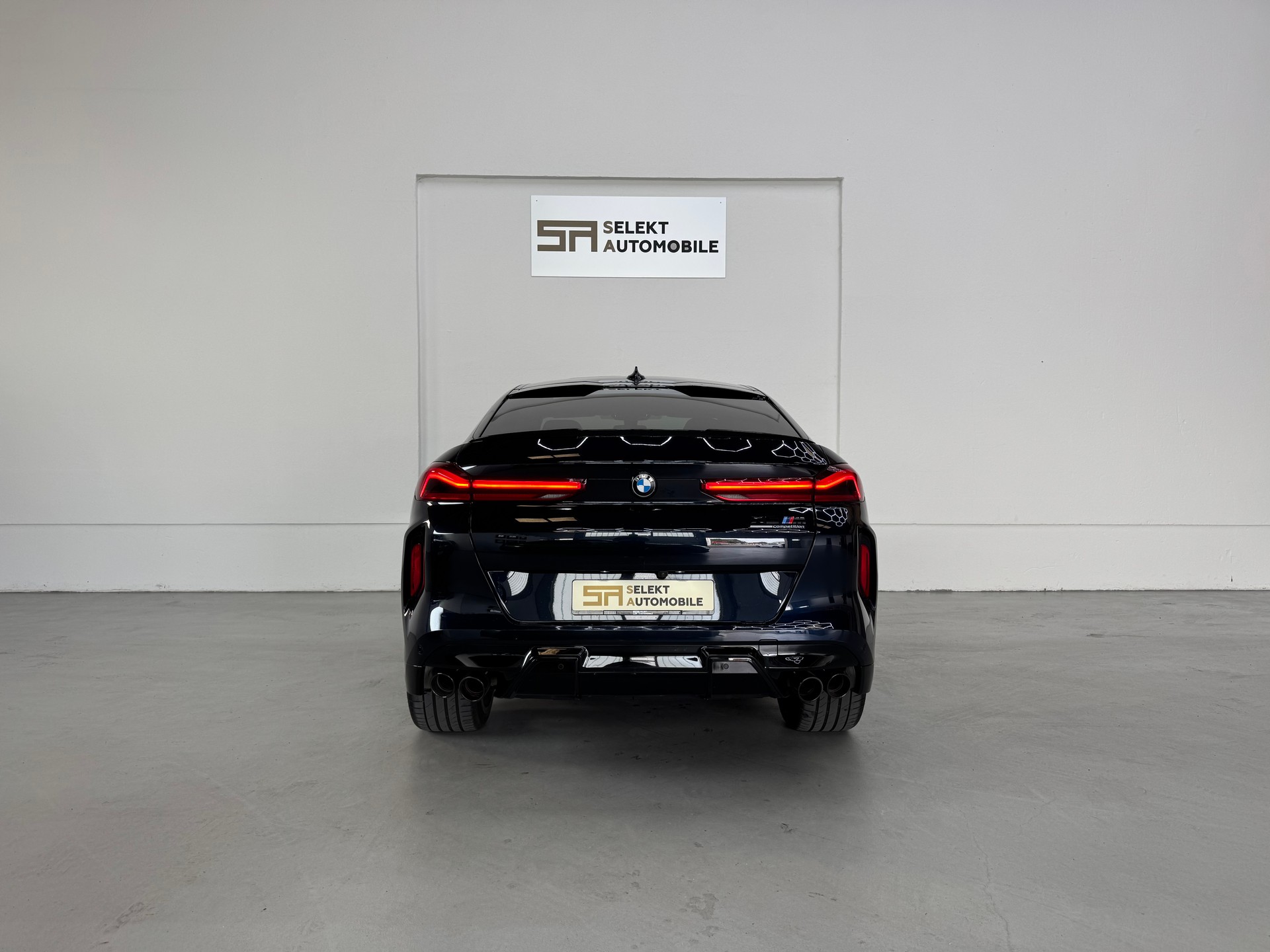 BMW X6M Steptronic M Competition-image-4