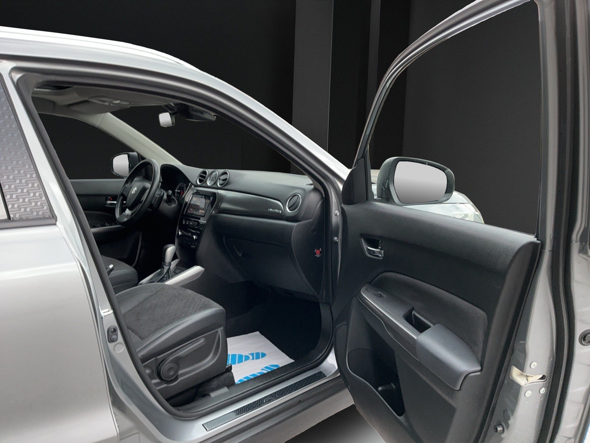 SUZUKI Vitara 1.4 Boosterjet Compact Top Hybrid Automatic-image-10