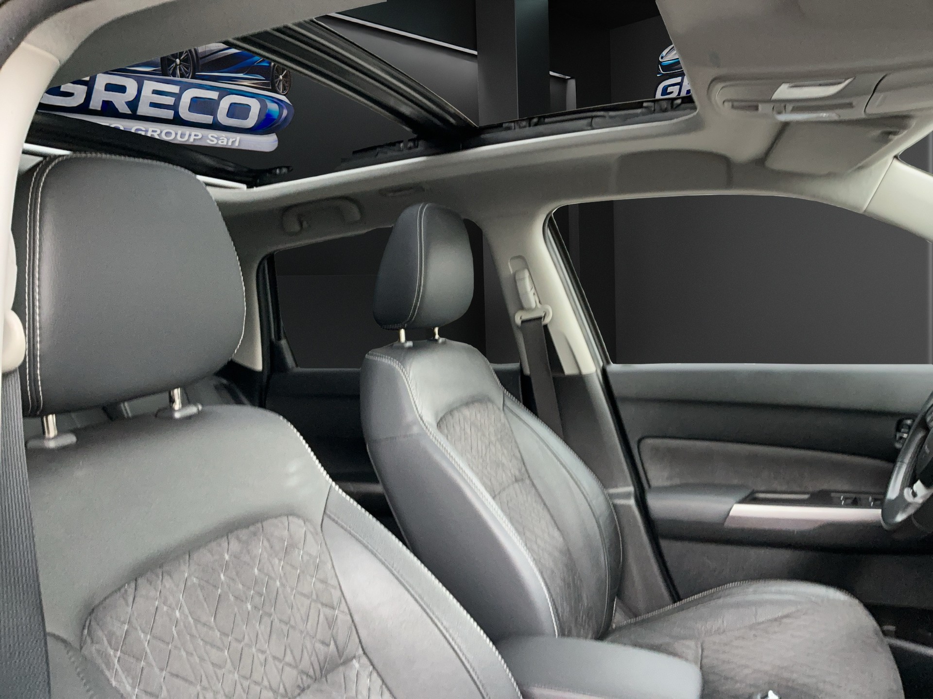 SUZUKI Vitara 1.4 Boosterjet Compact Top Hybrid Automatic-image-17
