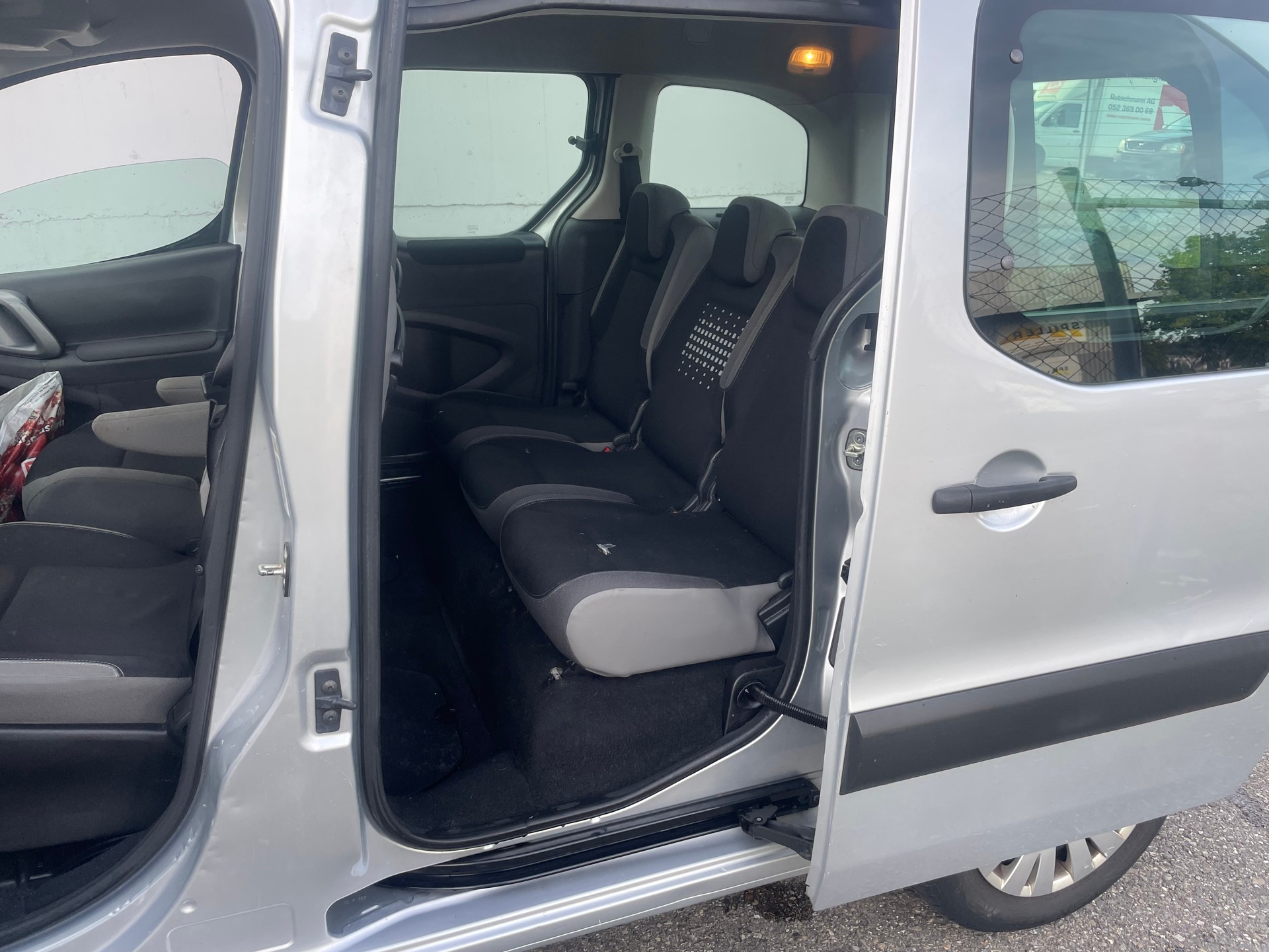 CITROEN Berlingo 1.2i Feel-image-10