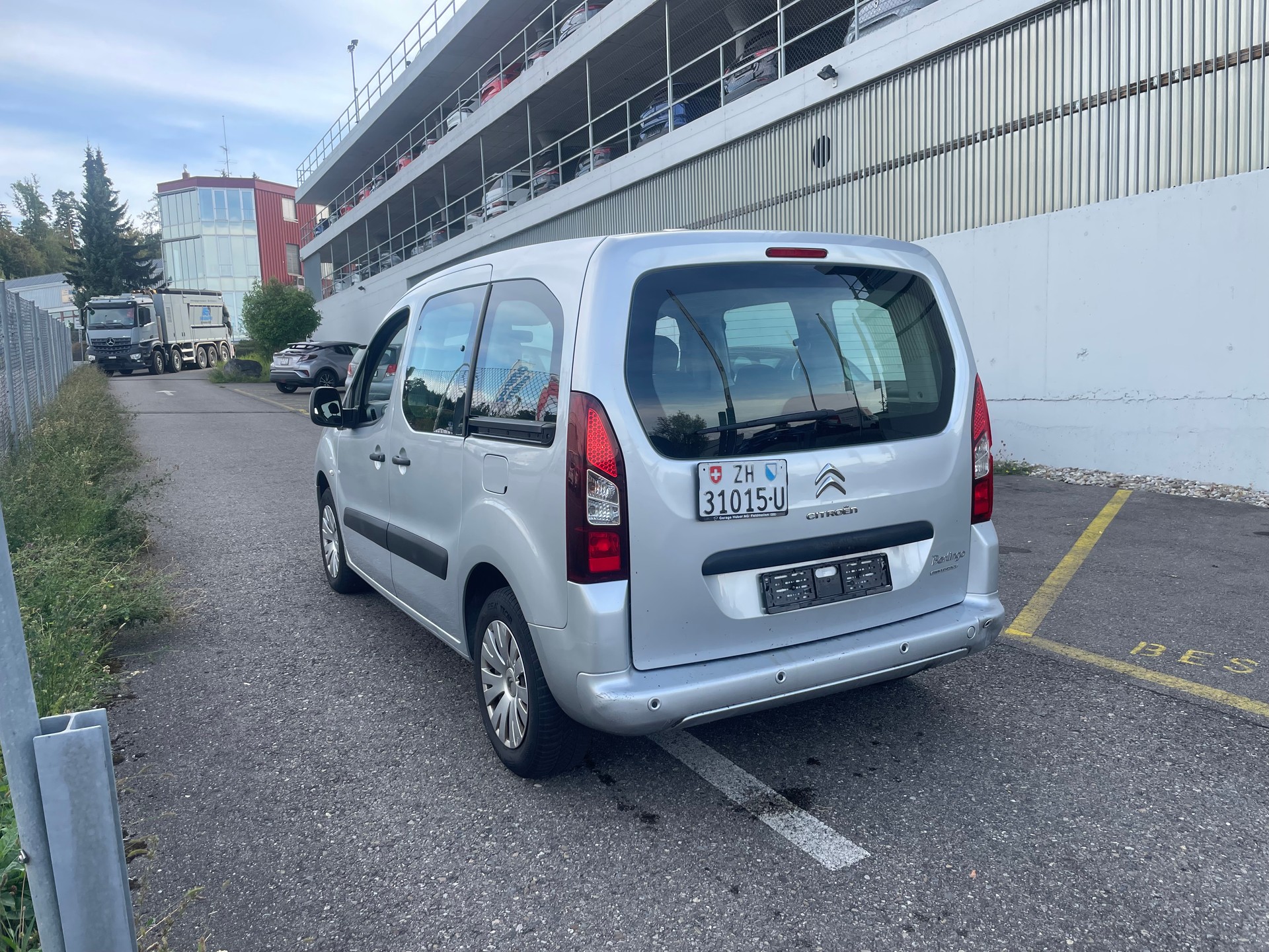 CITROEN Berlingo 1.2i Feel-image-3