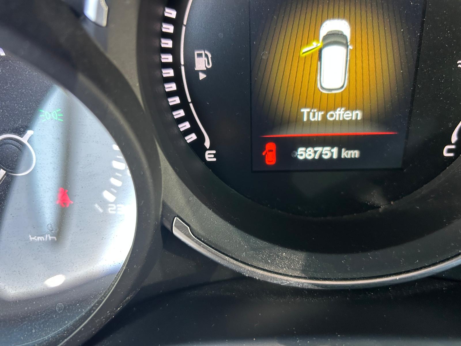 FIAT 500L-image-6