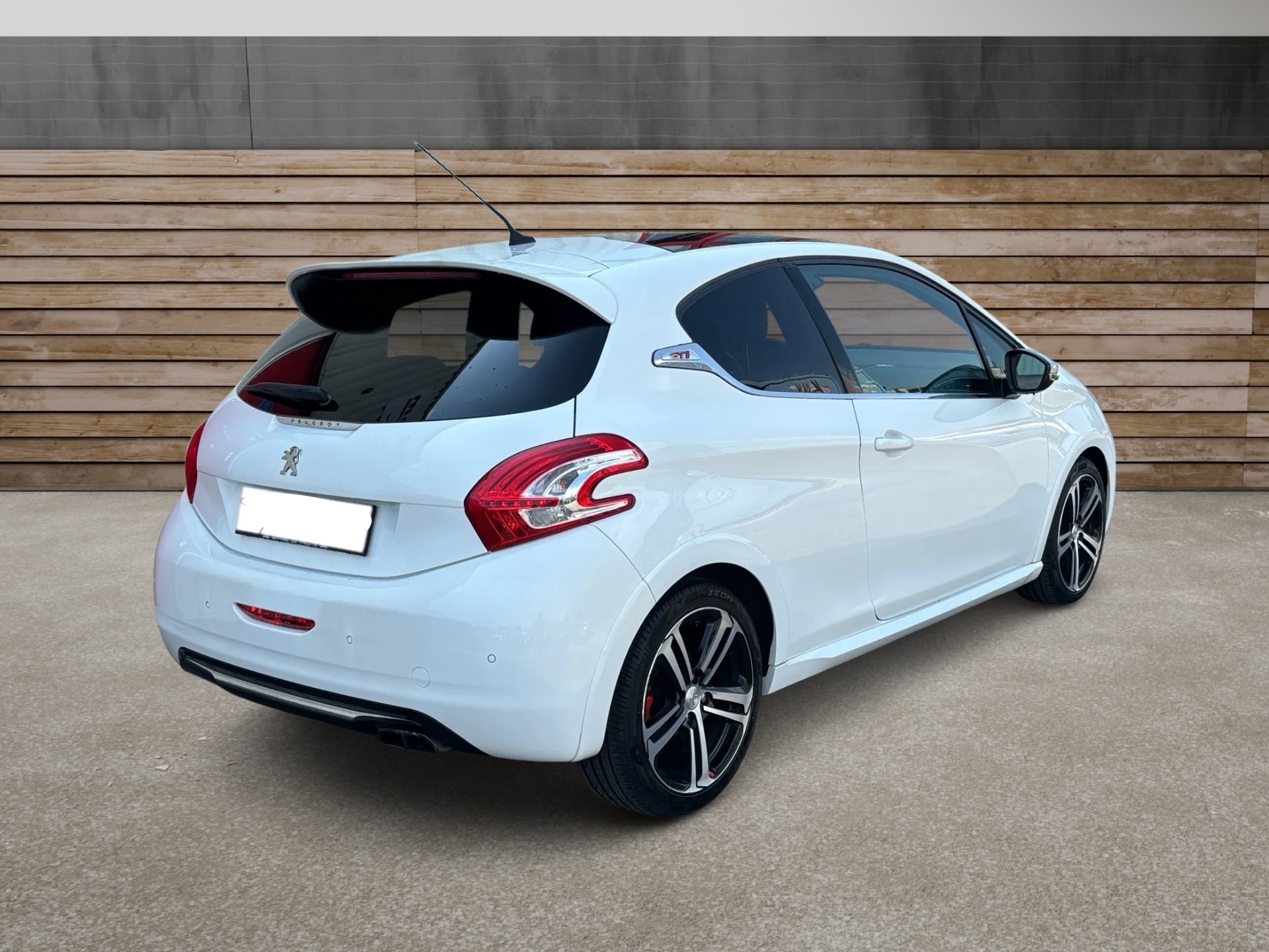 PEUGEOT 208 1.6 Turbo GTi-image-3