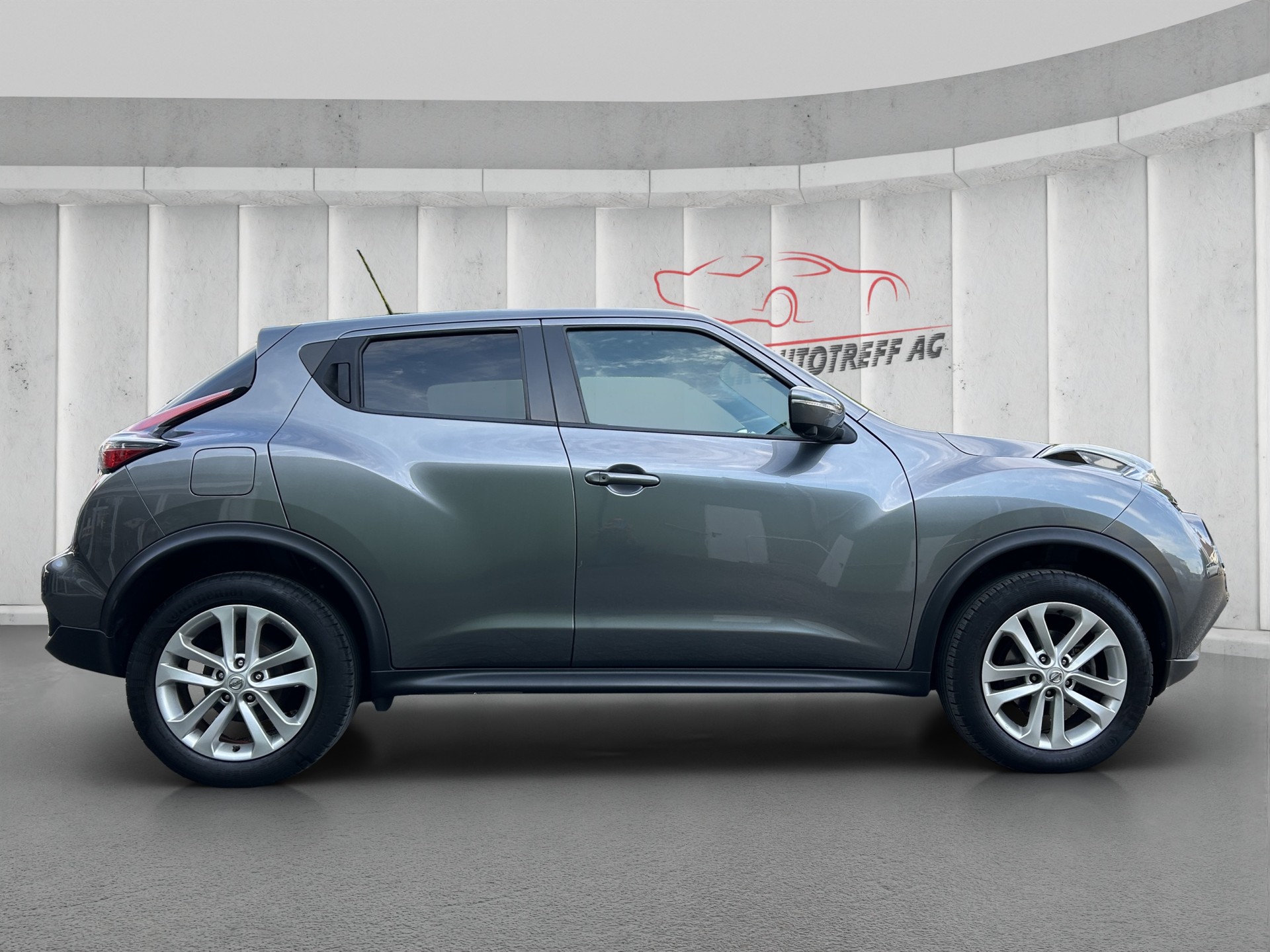 NISSAN Juke 1.2 DIG-T N-Connecta-image-6