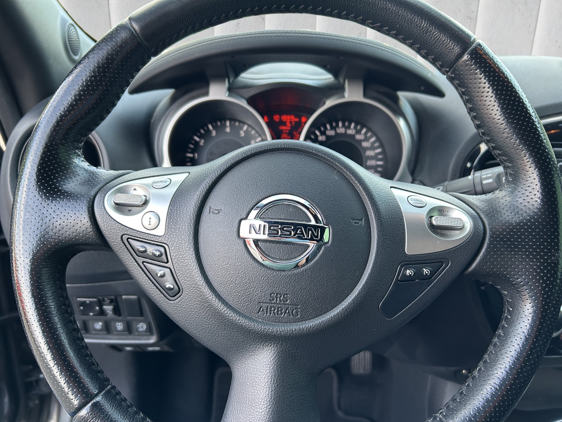 NISSAN Juke 1.2 DIG-T N-Connecta-image-11