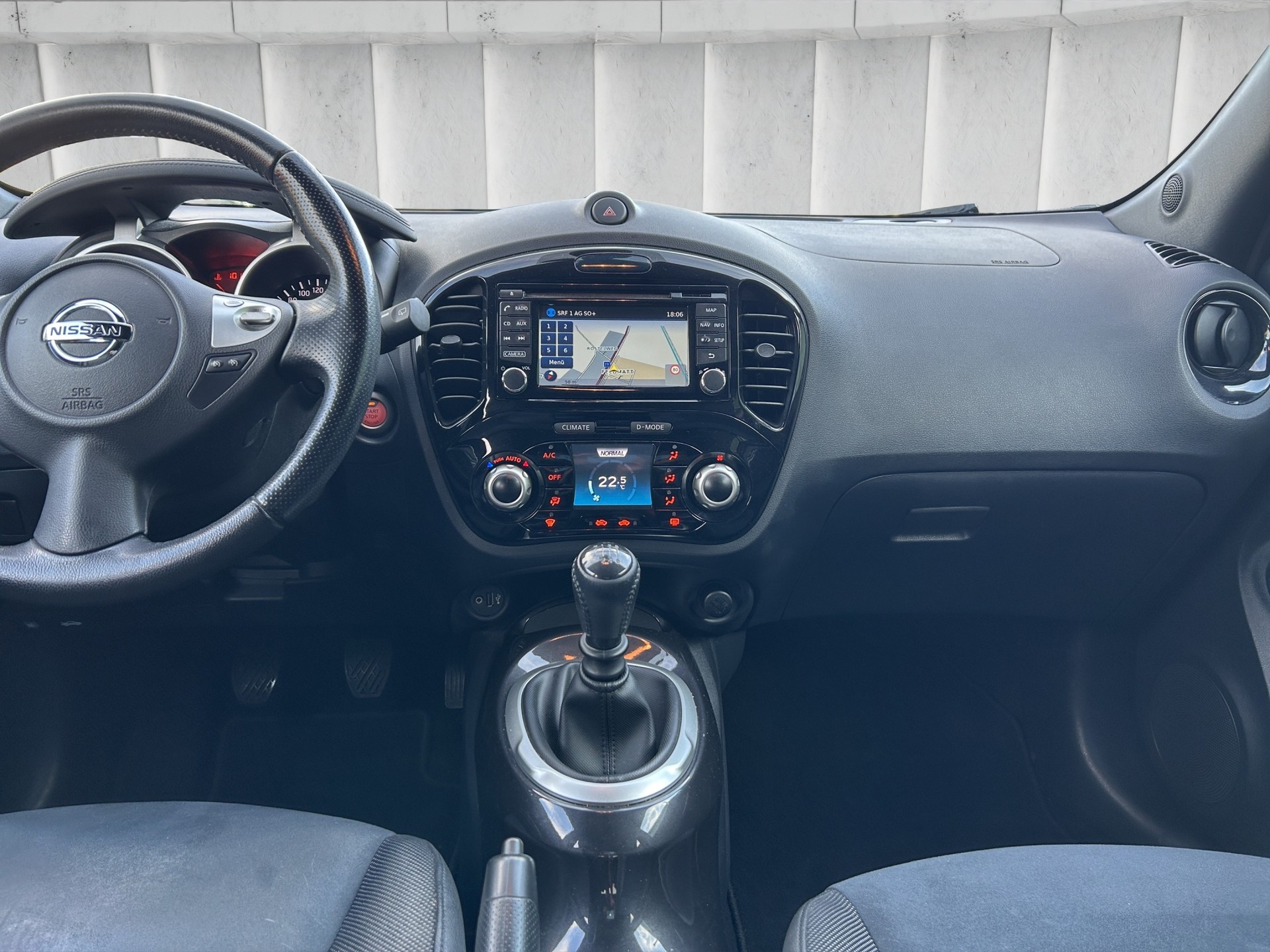 NISSAN Juke 1.2 DIG-T N-Connecta-image-13