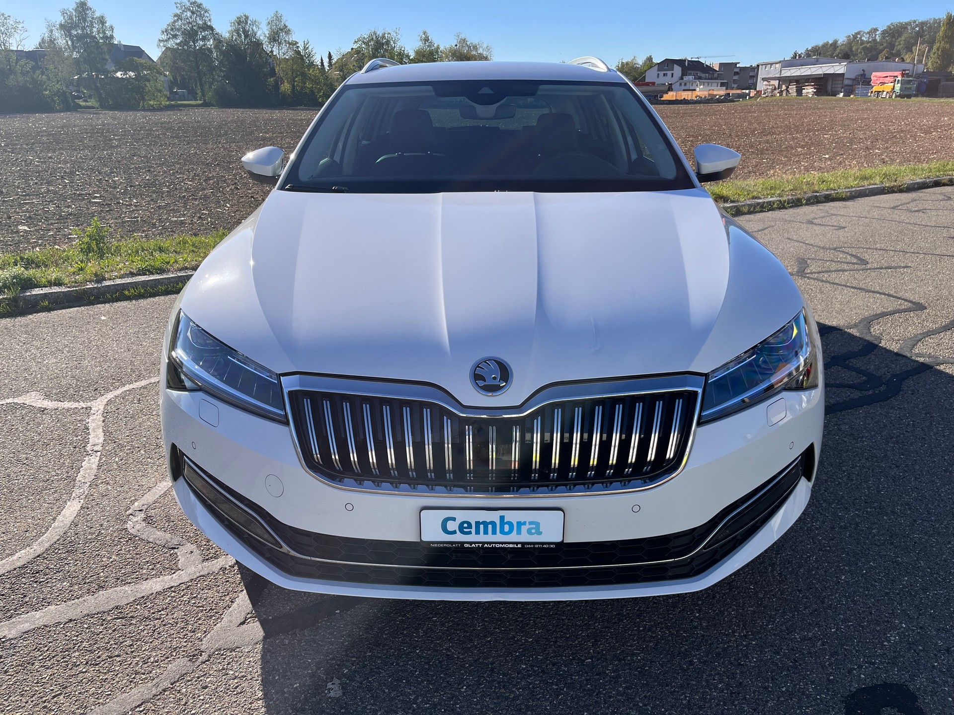 SKODA Superb Combi 2.0 TDi Style 4x4 DSG * MY SKODA PAKET - LEDER ALCANTARA - PEARL WEISS METALLIC - AHK 2200kg *-image-8